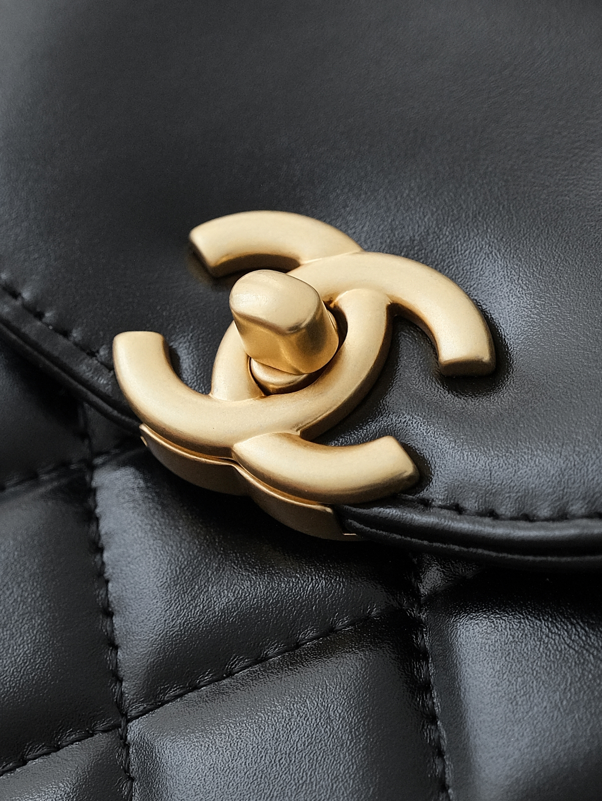 𝗞𝗲𝗹𝗹𝘆 𝗺𝗶𝗻𝗶