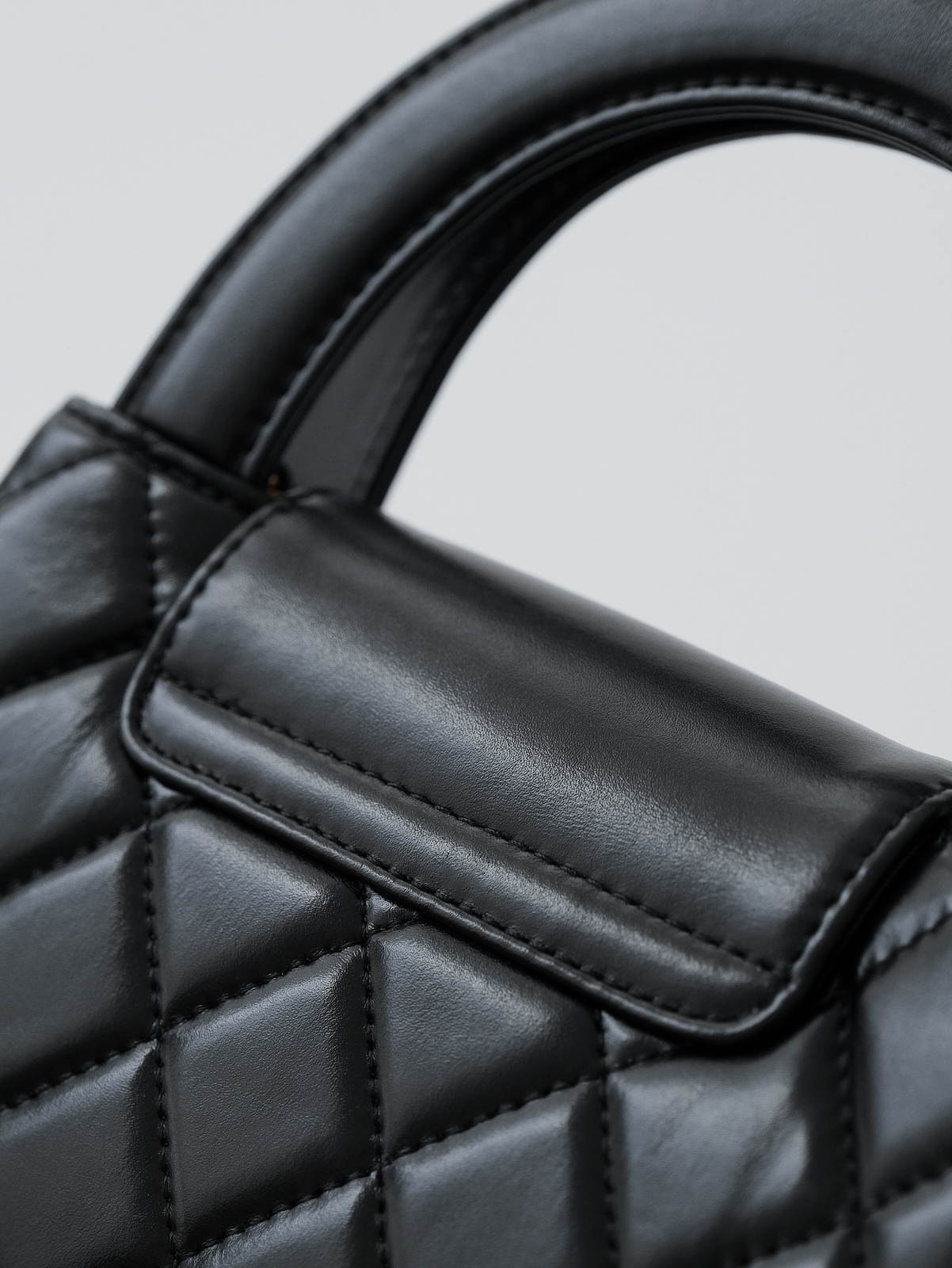 𝗞𝗲𝗹𝗹𝘆 𝗺𝗶𝗻𝗶