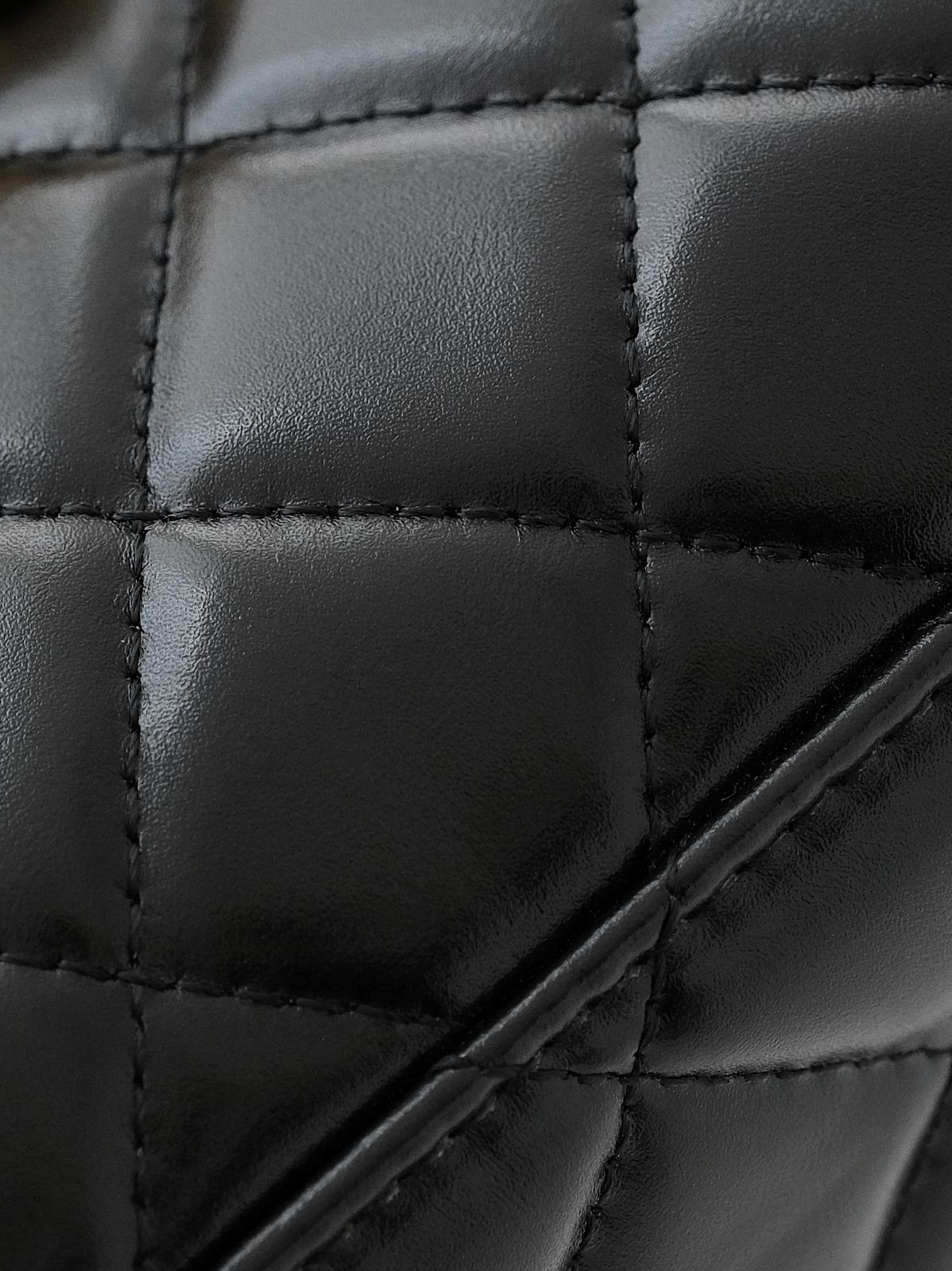 𝗞𝗲𝗹𝗹𝘆 𝗺𝗶𝗻𝗶