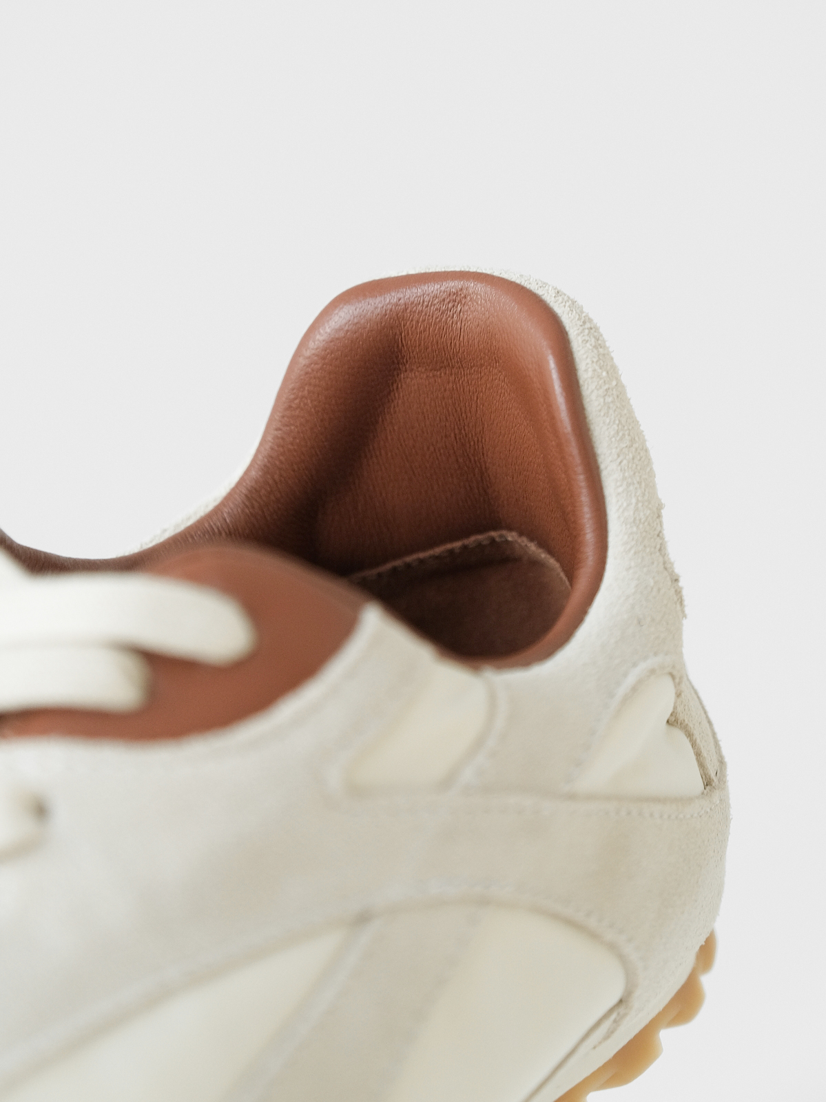 Bottega Veneta retro Forrest Gump sneakers