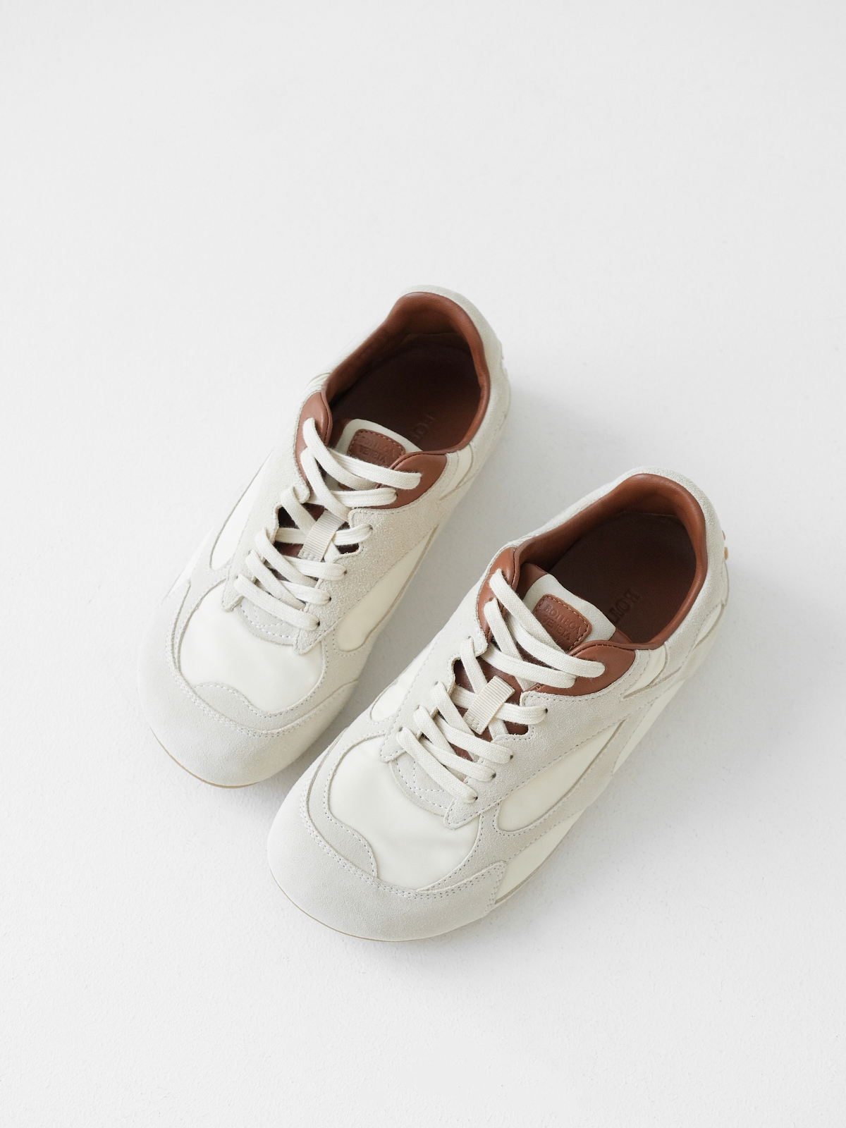 Bottega Veneta retro Forrest Gump sneakers