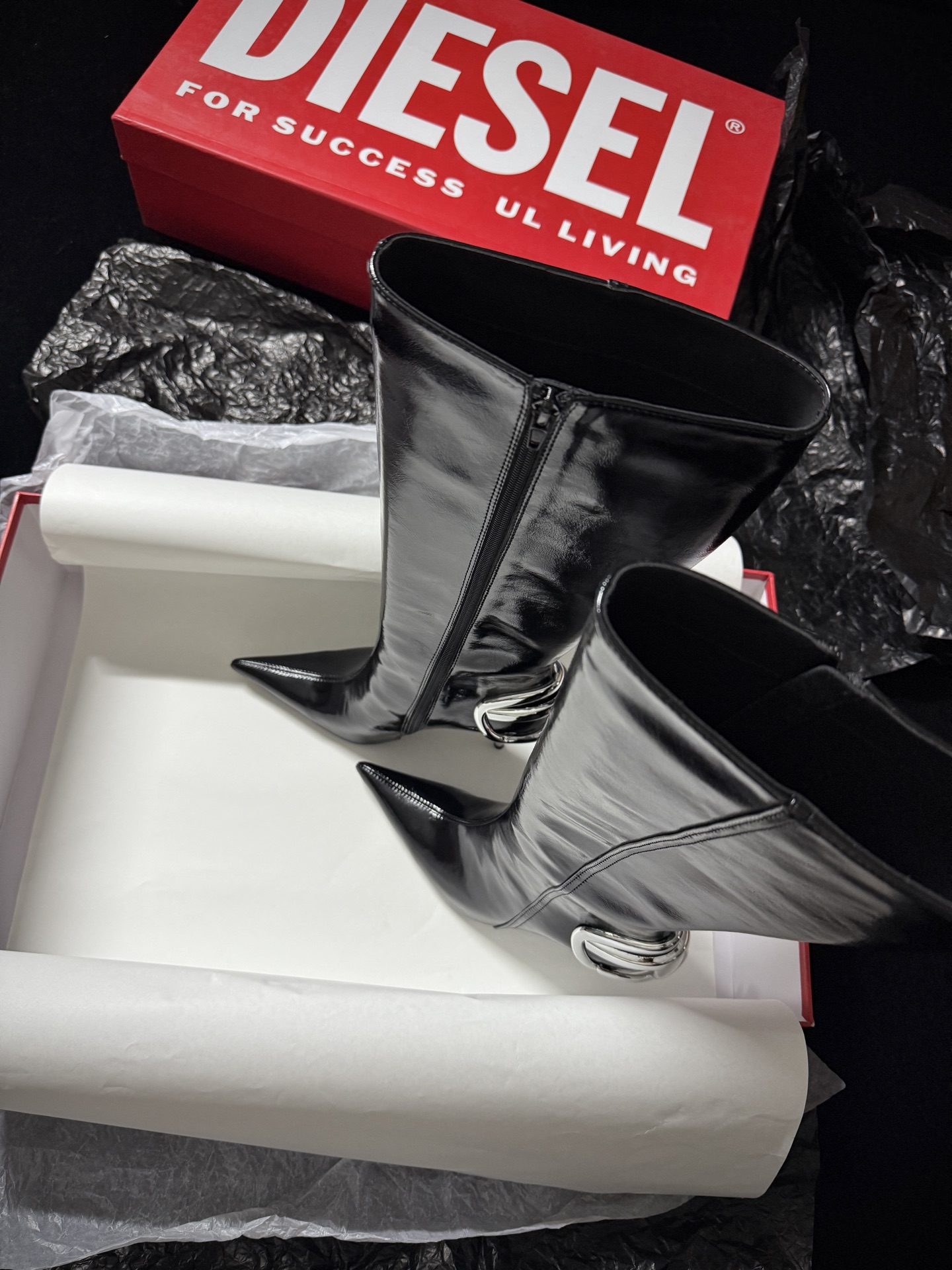 DIESEL 2025 Autumn/Winter Exquisite Collection