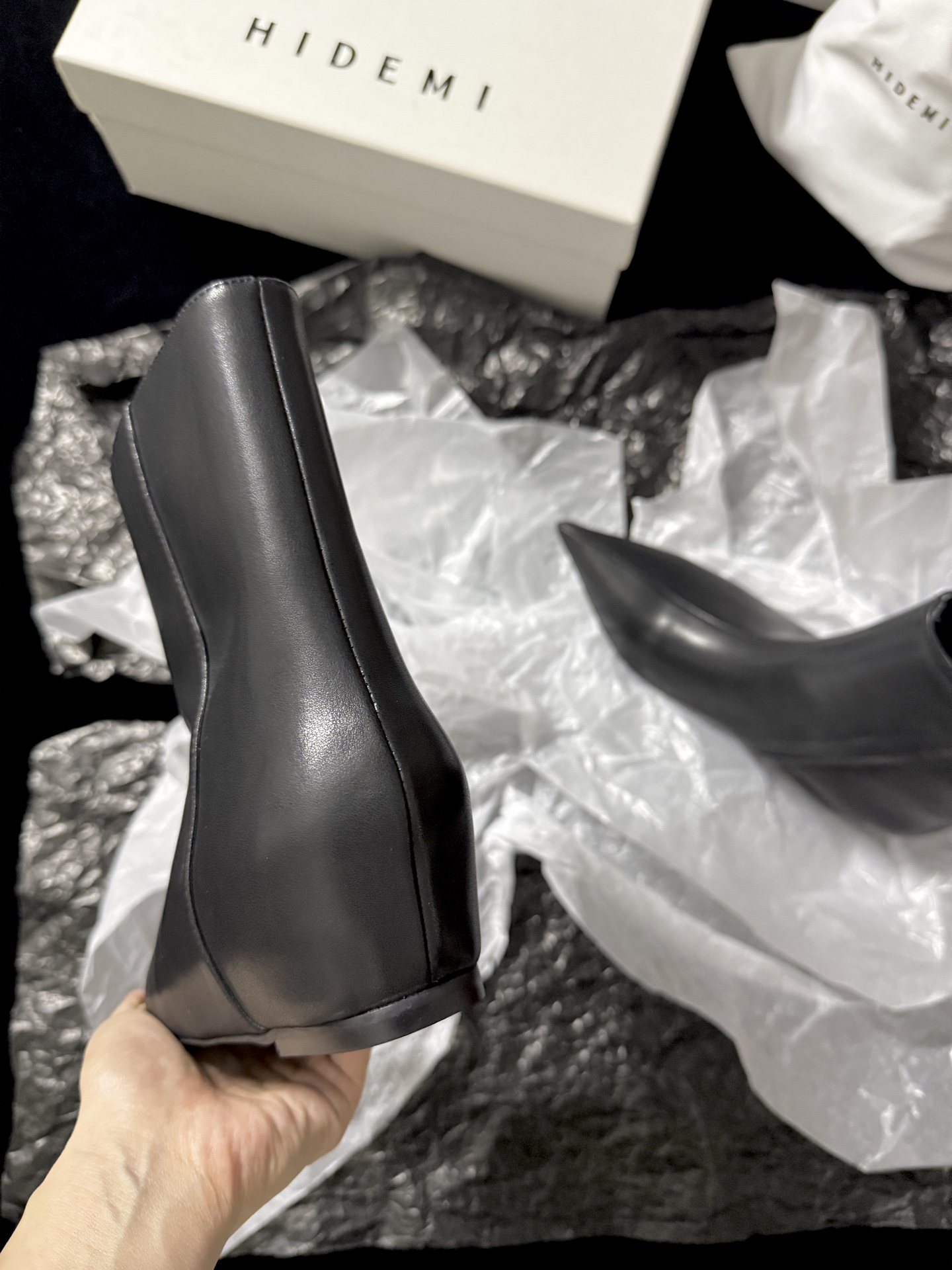 HIDEMPointed Toe Ankle Boots*