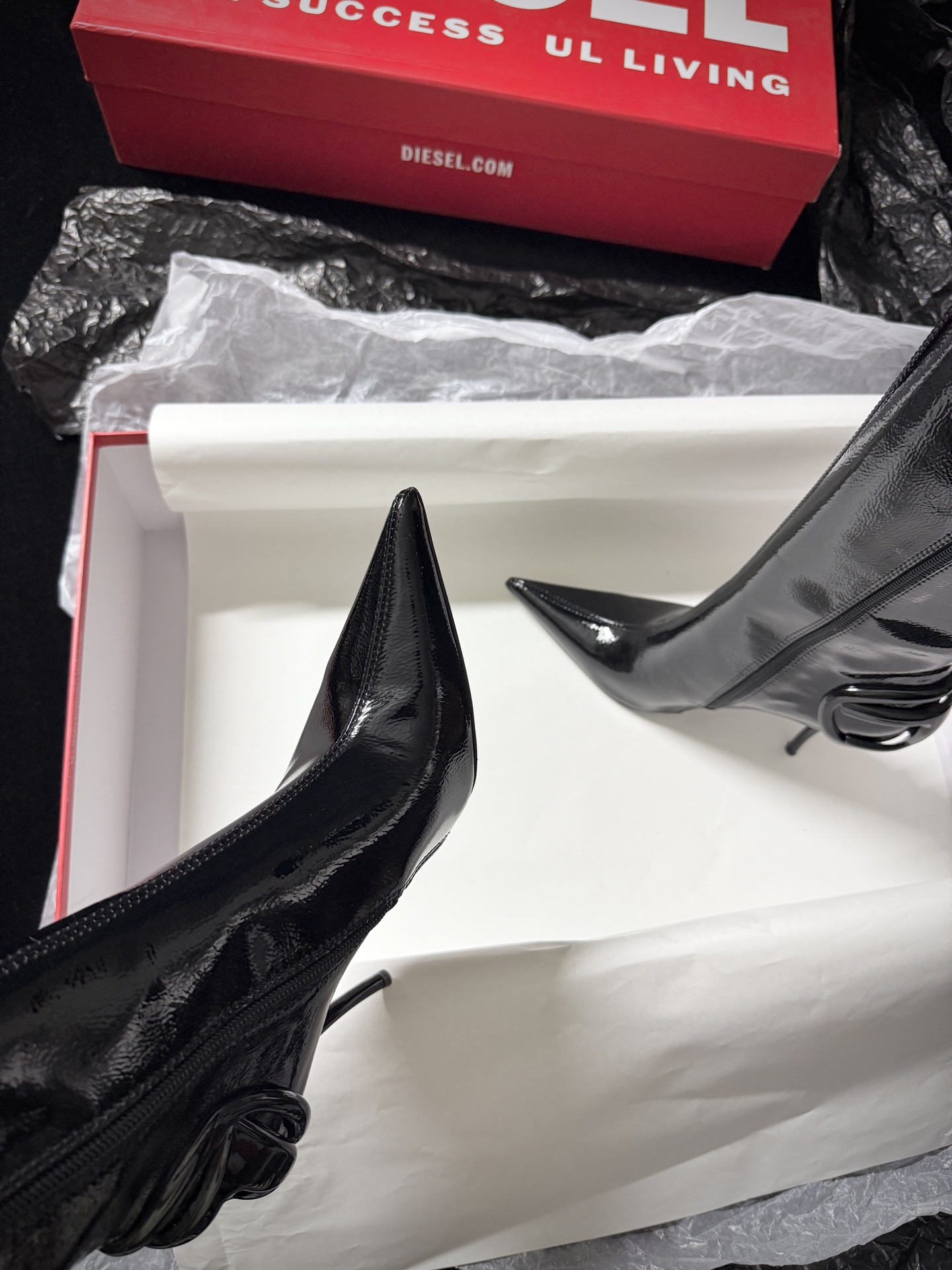 DIESEL 2025 Autumn/Winter Exquisite Collection