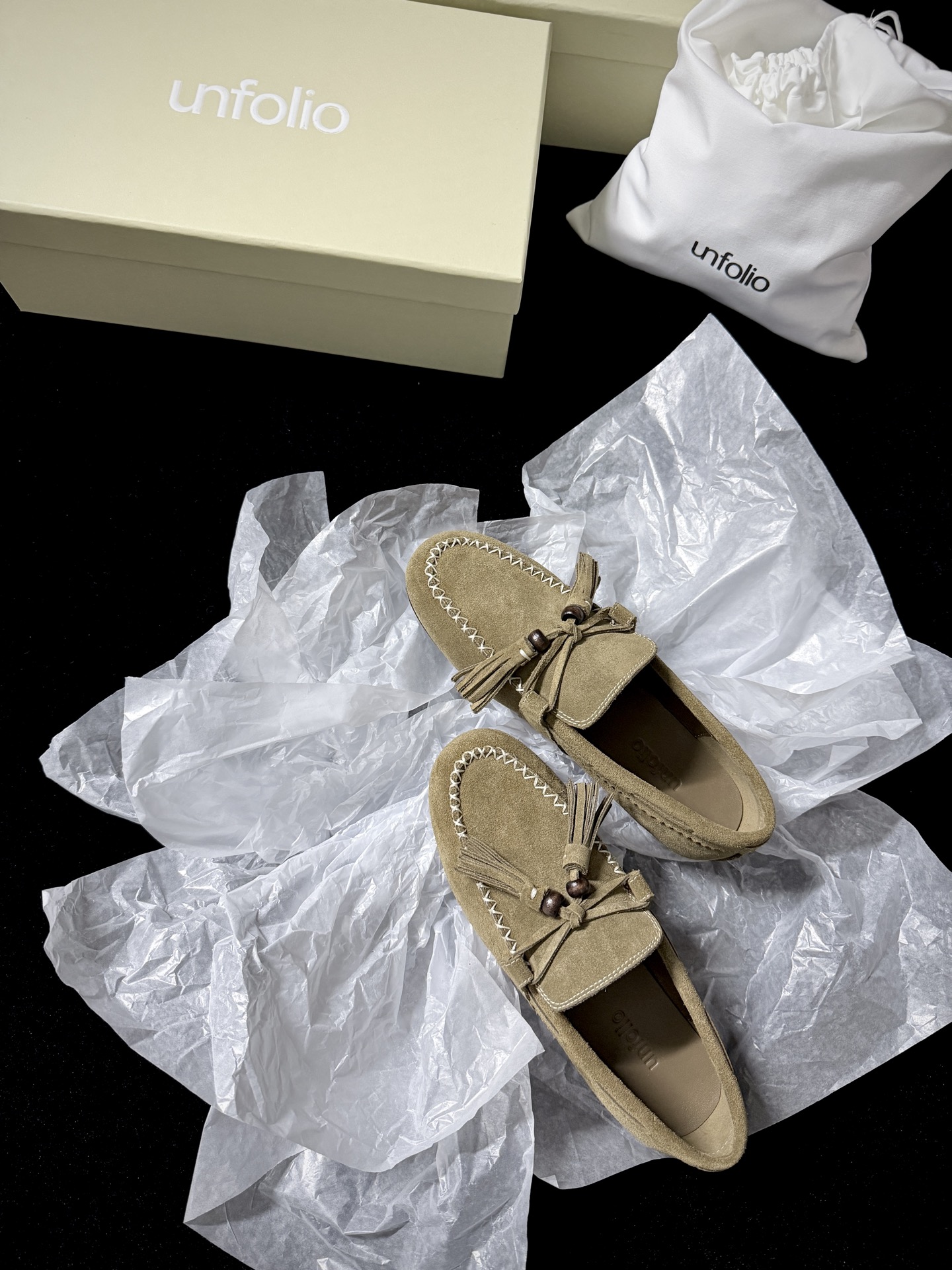 UNFOLIO Tassel Loafers