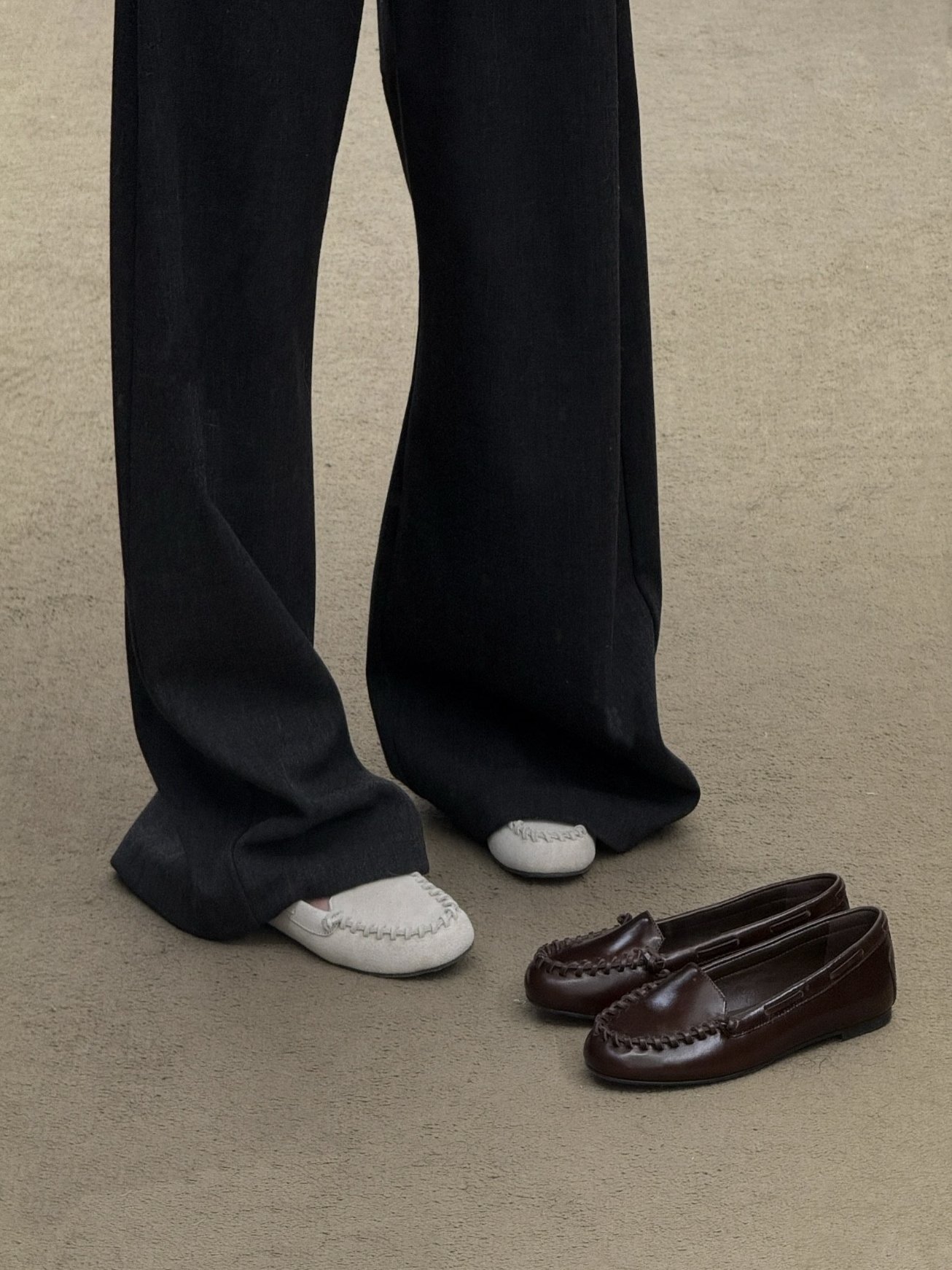 UNFOLIO 25AW New Arrival: Woven-Trim Loafers