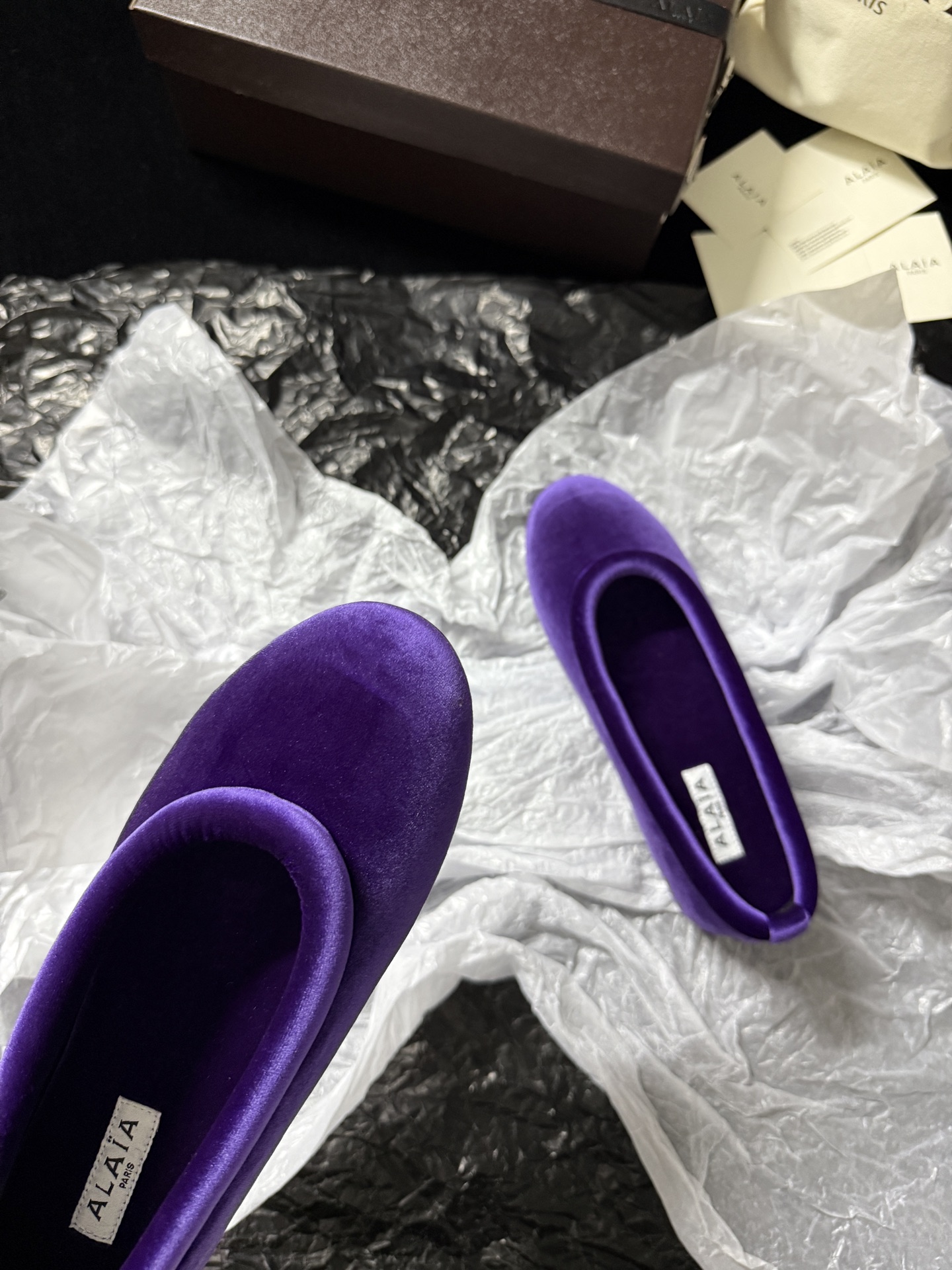 ALAIA Velvet Ballet Flats