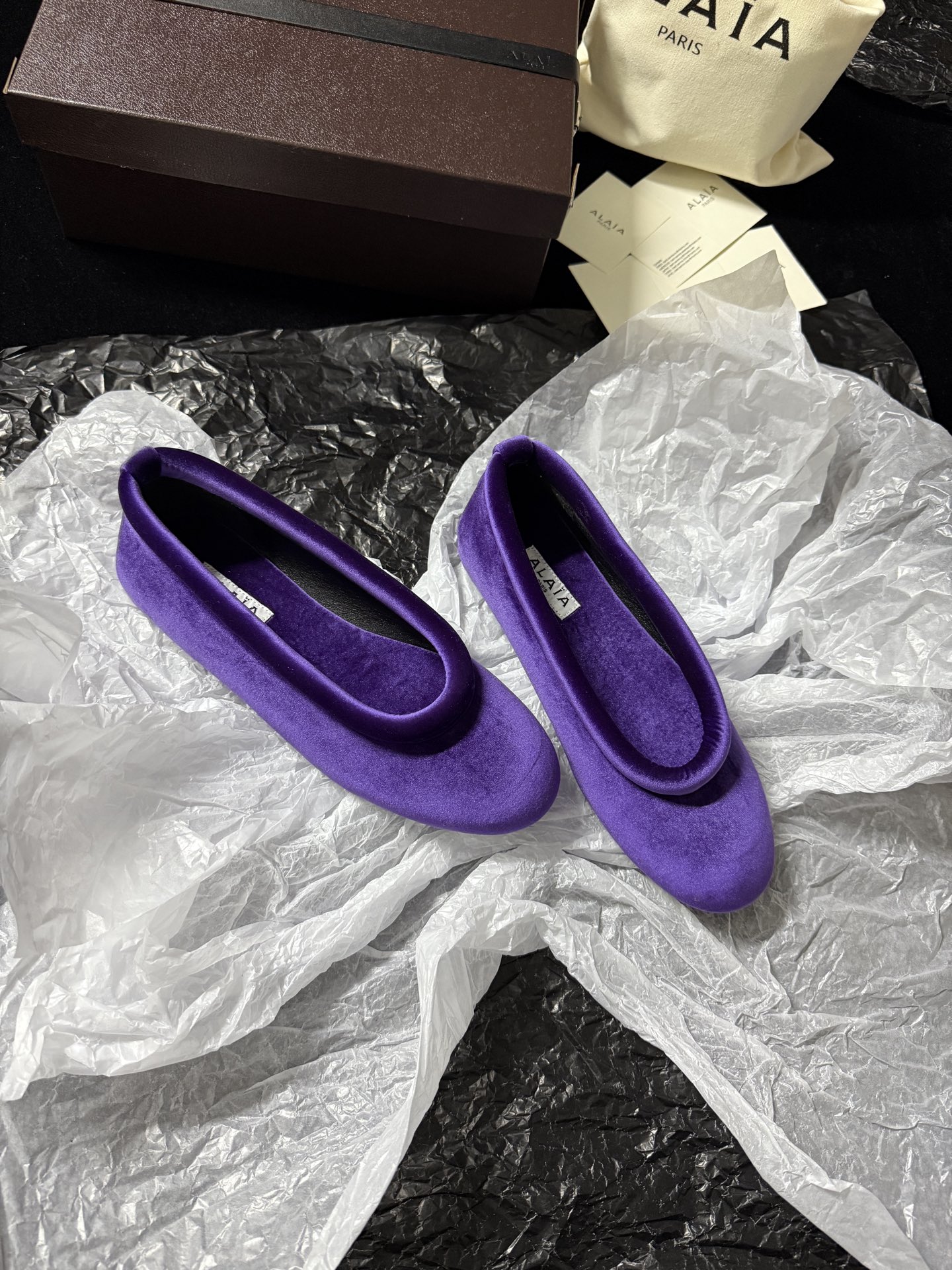 ALAIA Velvet Ballet Flats