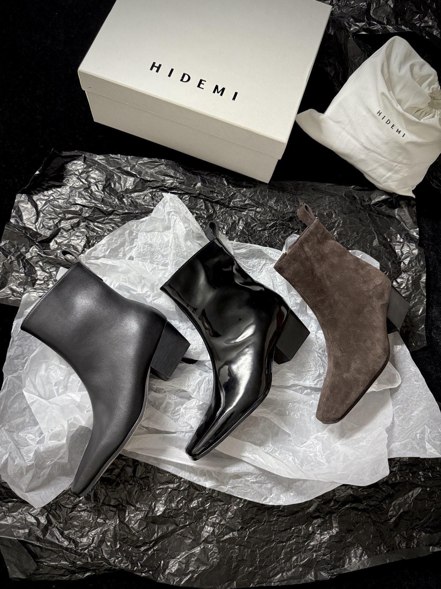 HIDEM Square-Toe Boots