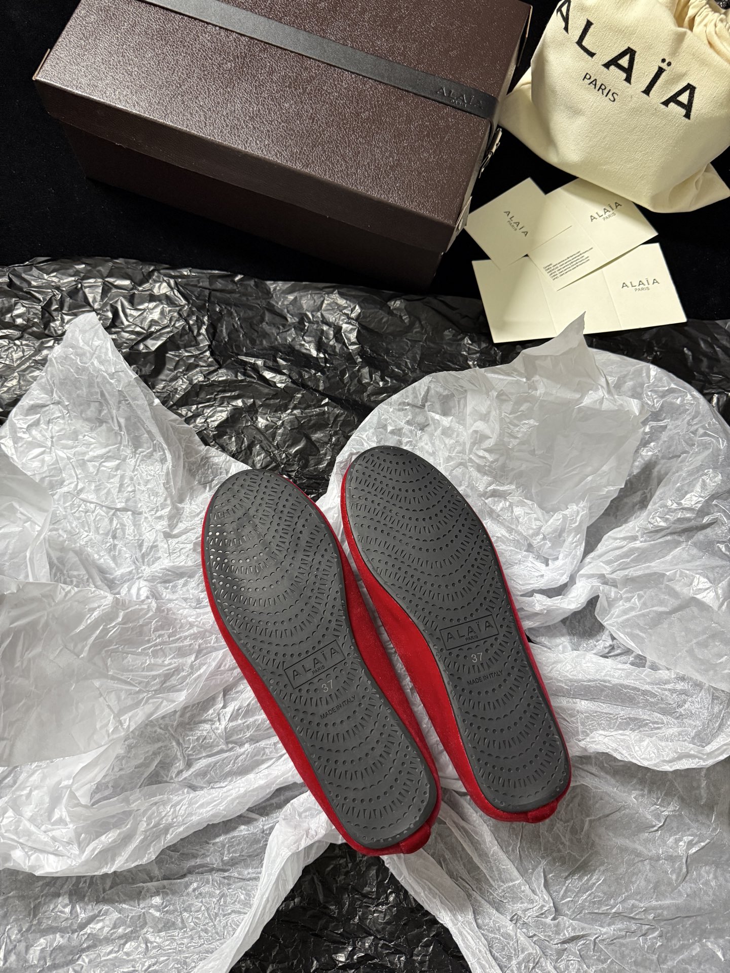 ALAIA Velvet Ballet Flats