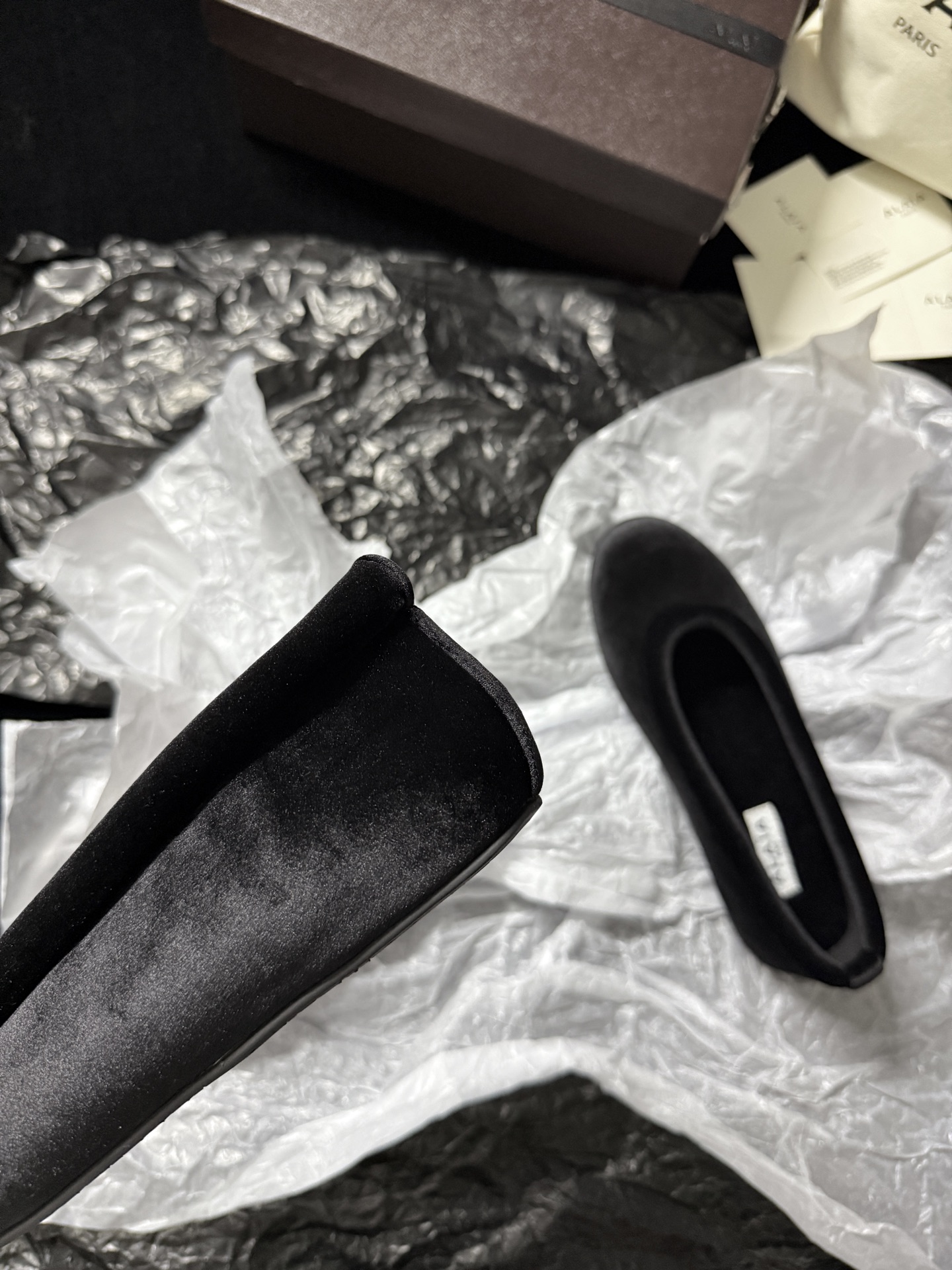 ALAIA Velvet Ballet Flats