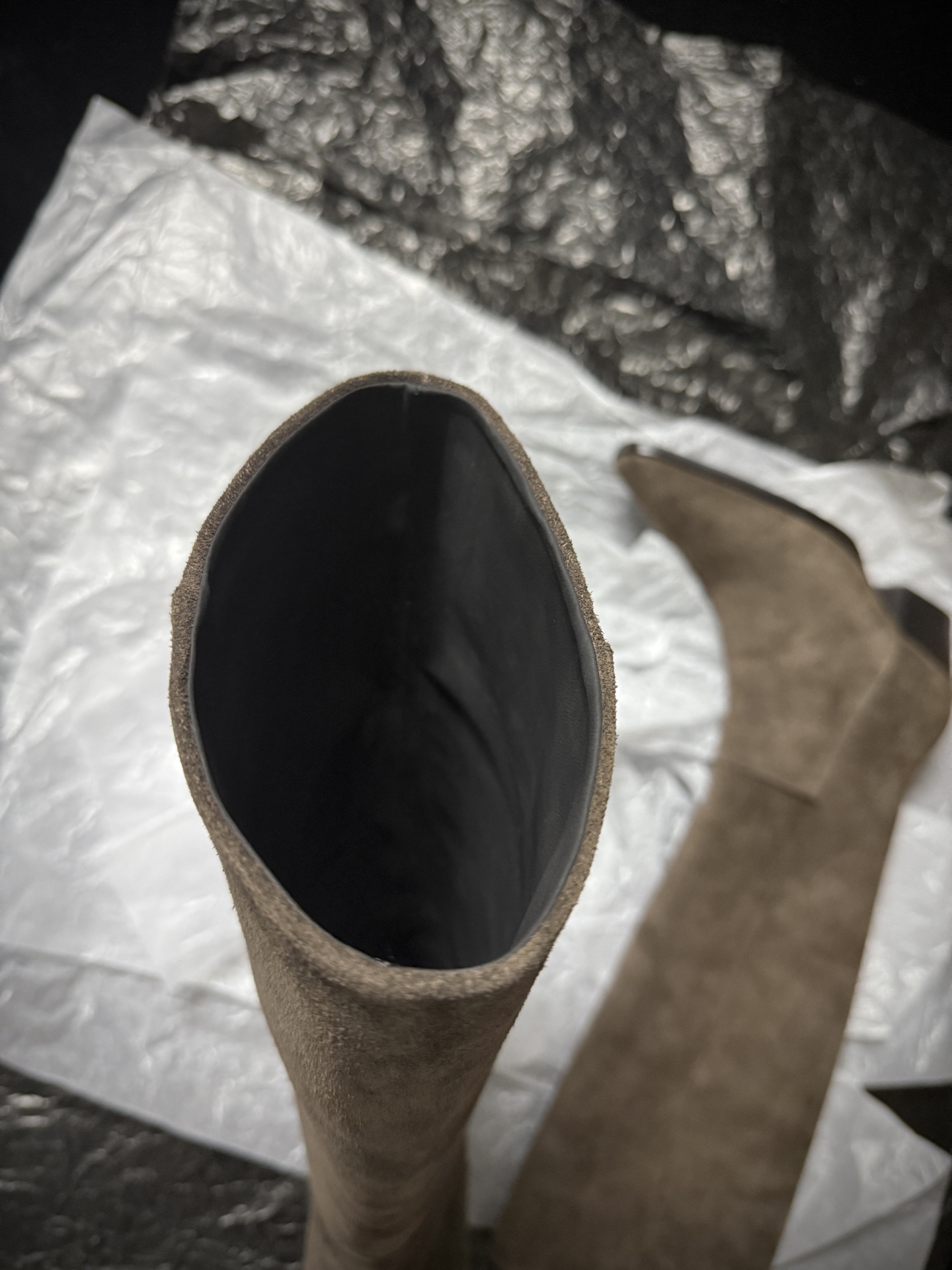 AEYDE Avant-Garde Minimalist Boots