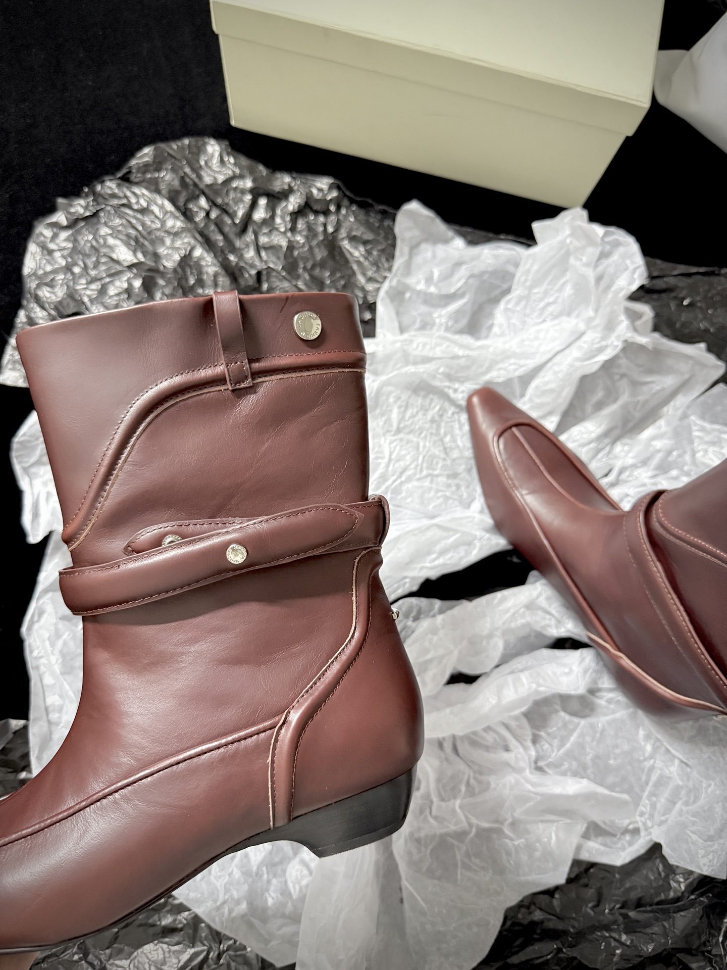 Orinous Chic Ankle Boots