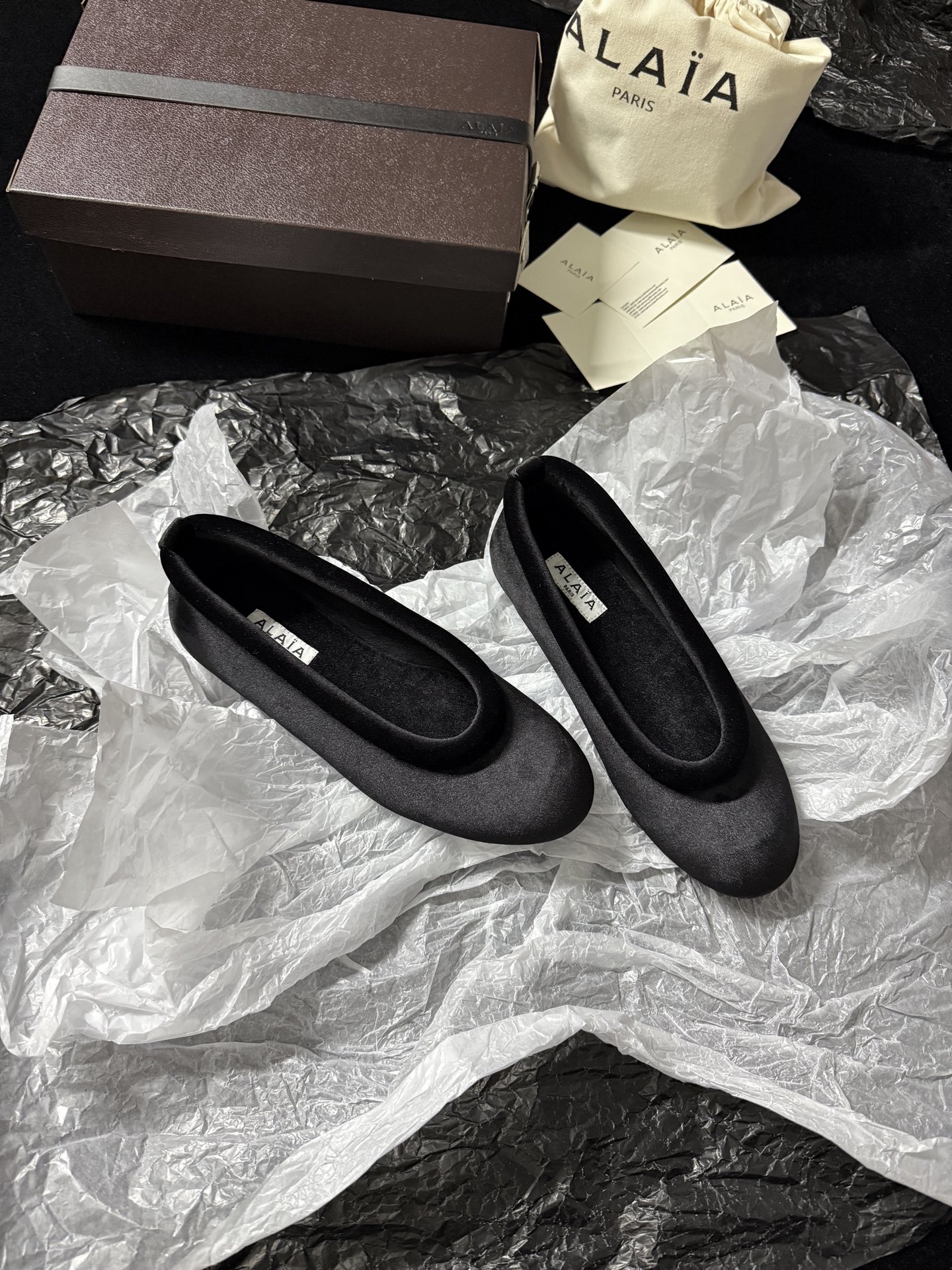 ALAIA Velvet Ballet Flats