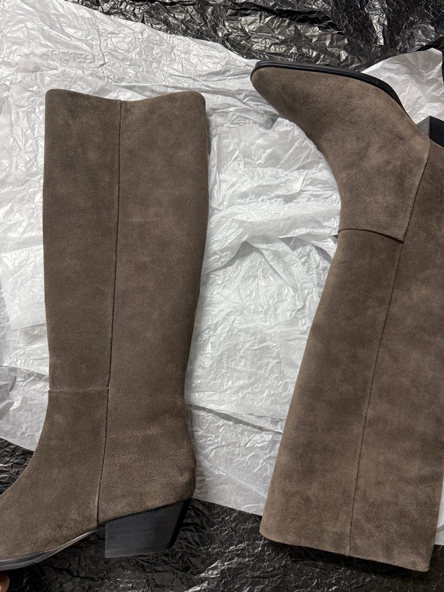 AEYDE Avant-Garde Minimalist Boots