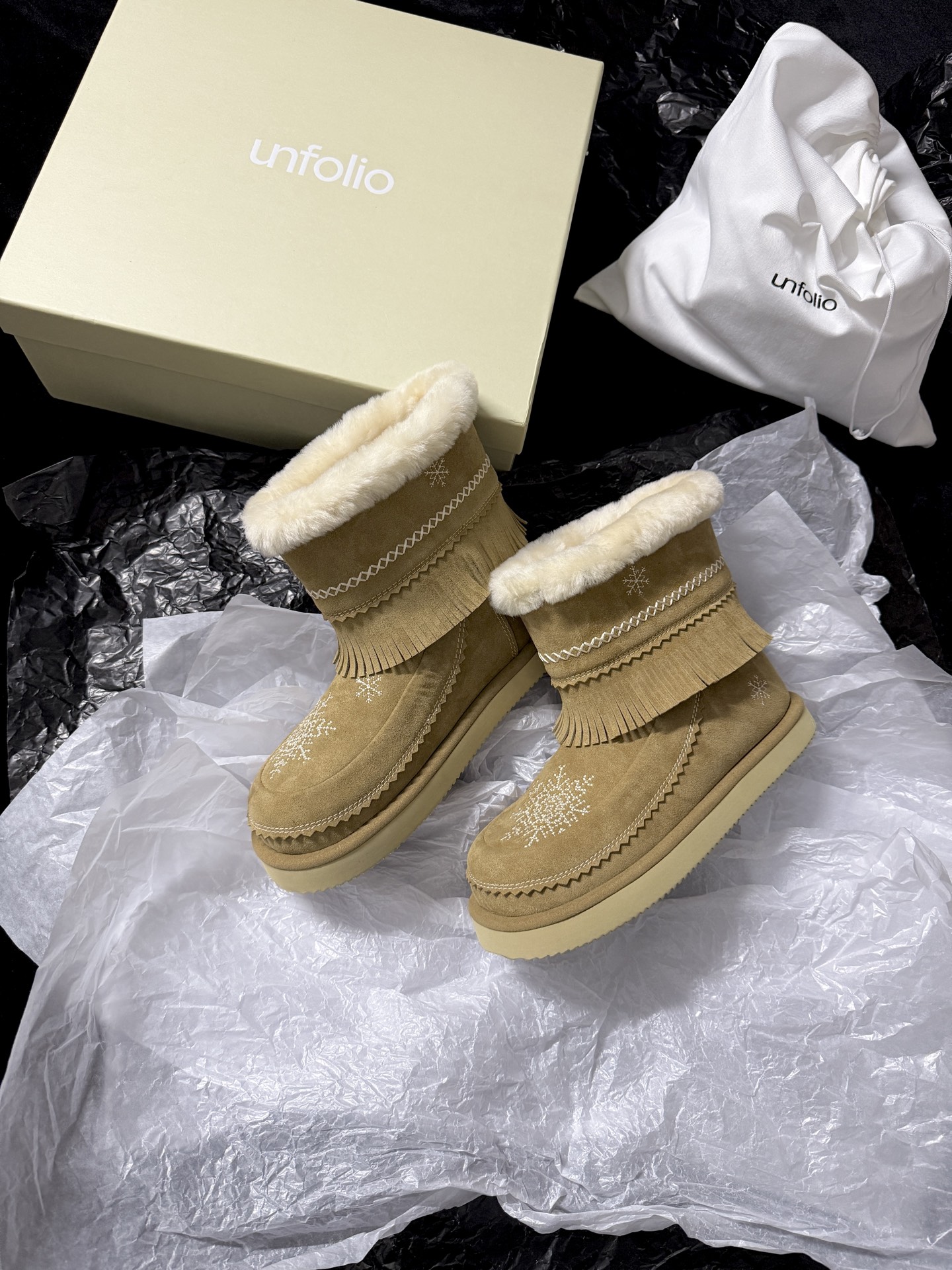 UNFOLIO Snow Boots