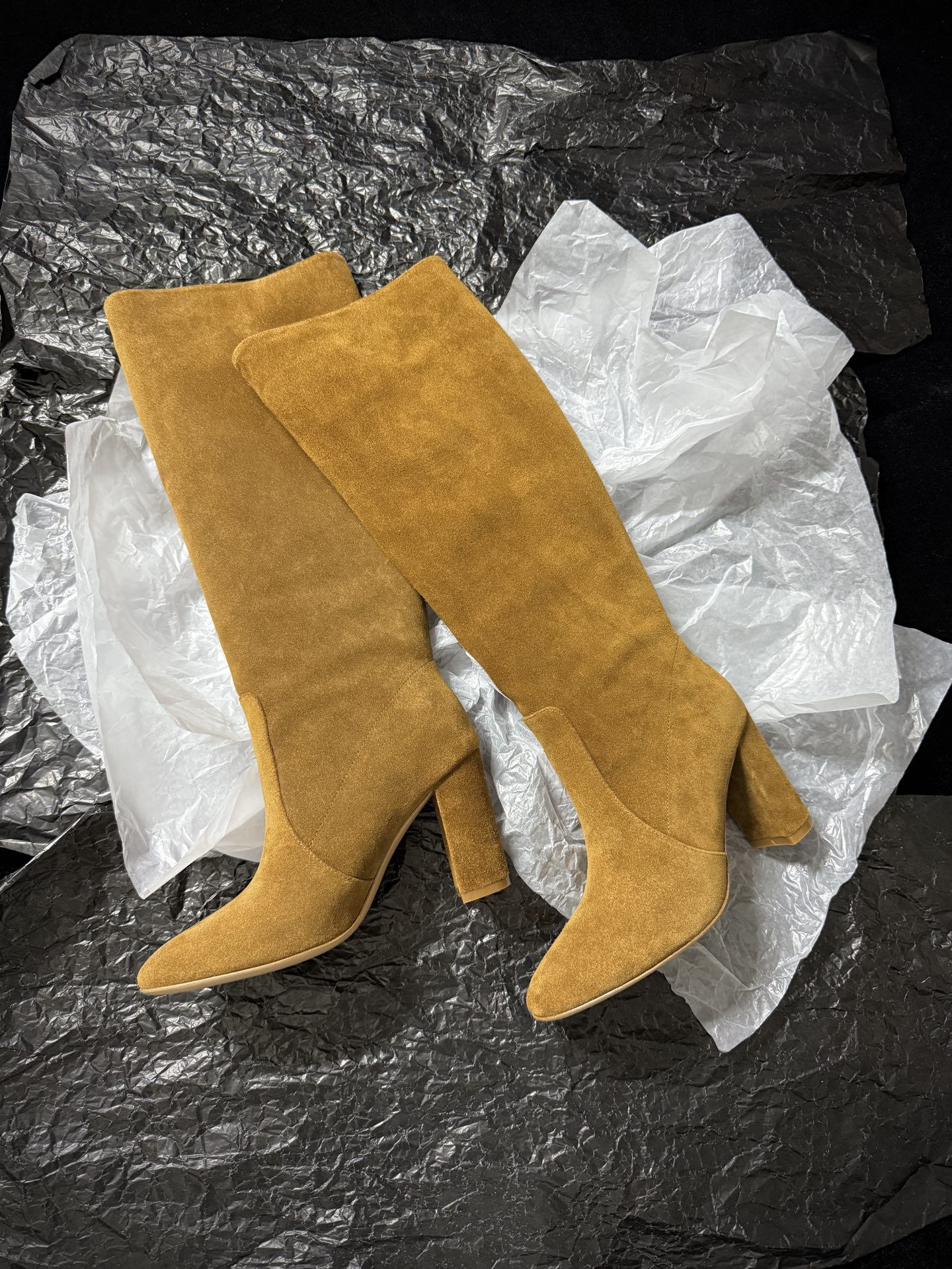 Gianvito Rossi Suede Ankle Boots