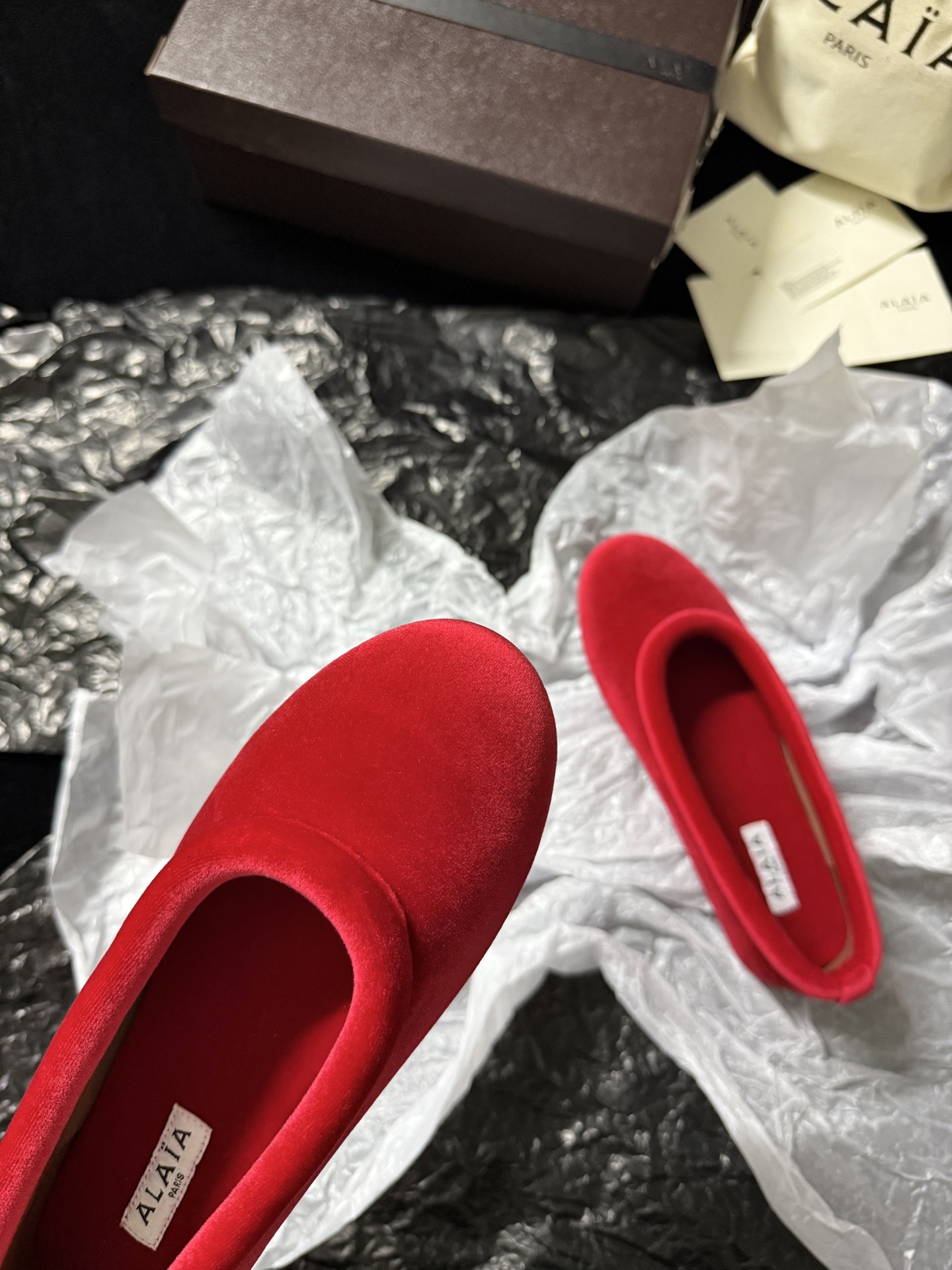 ALAIA Velvet Ballet Flats
