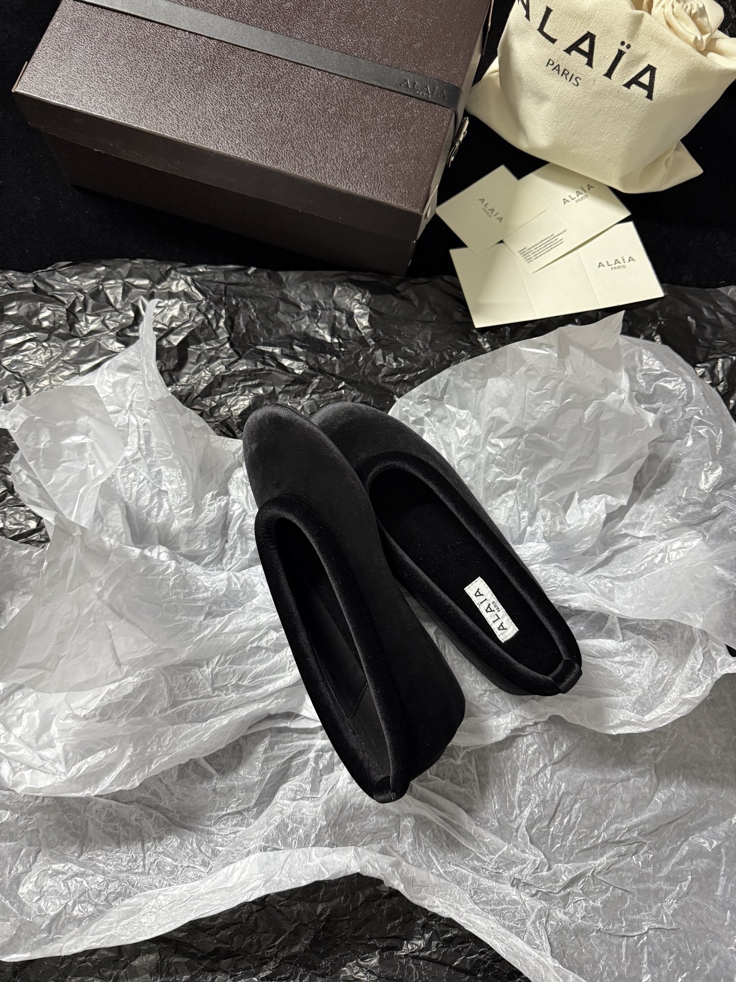 ALAIA Velvet Ballet Flats