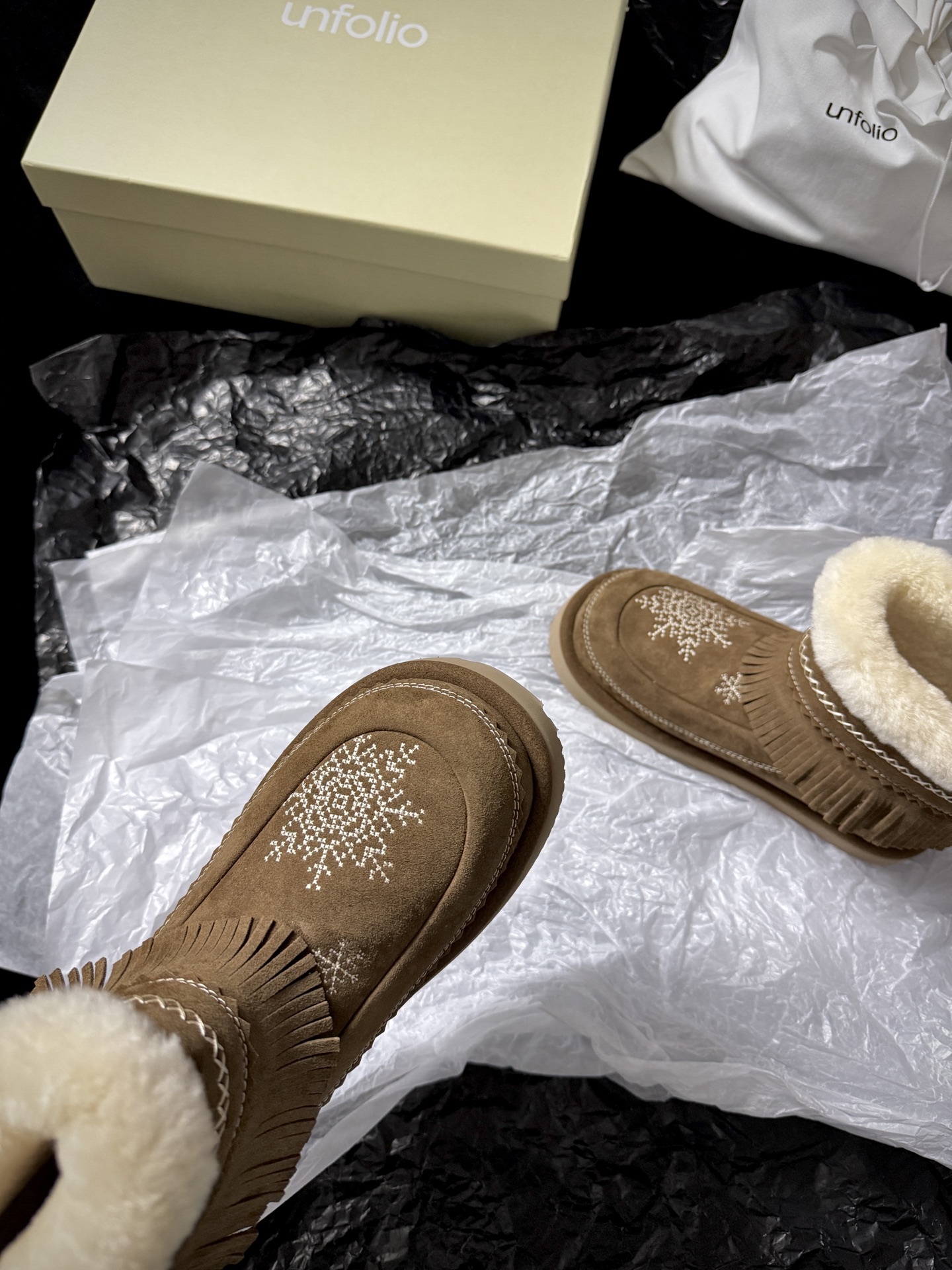 UNFOLIO Snow Boots