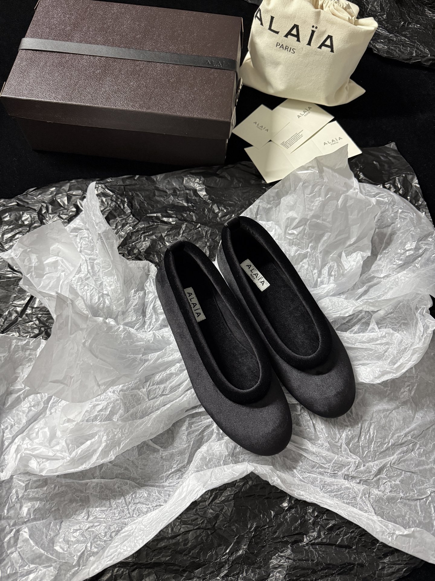 ALAIA Velvet Ballet Flats