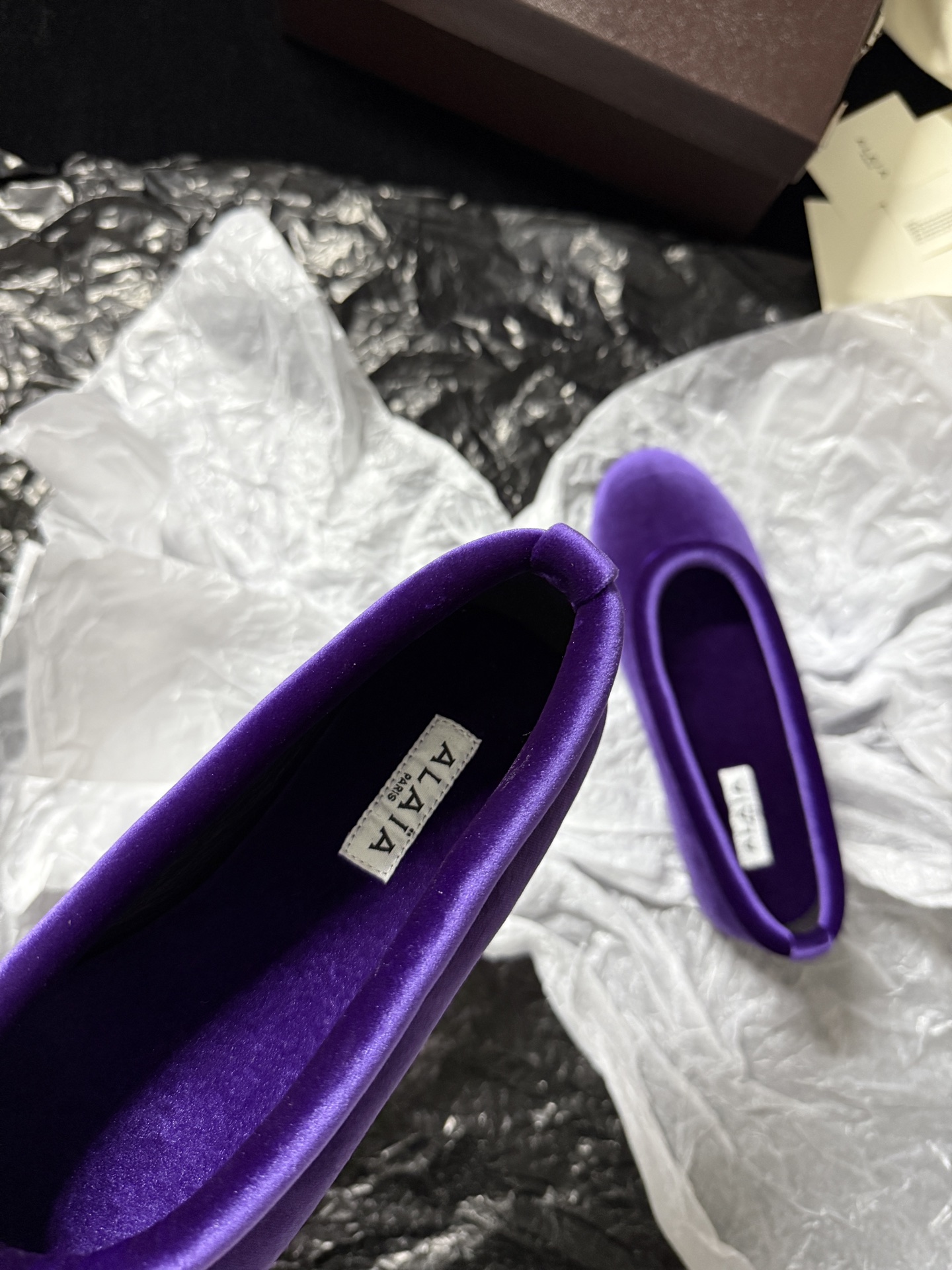 ALAIA Velvet Ballet Flats