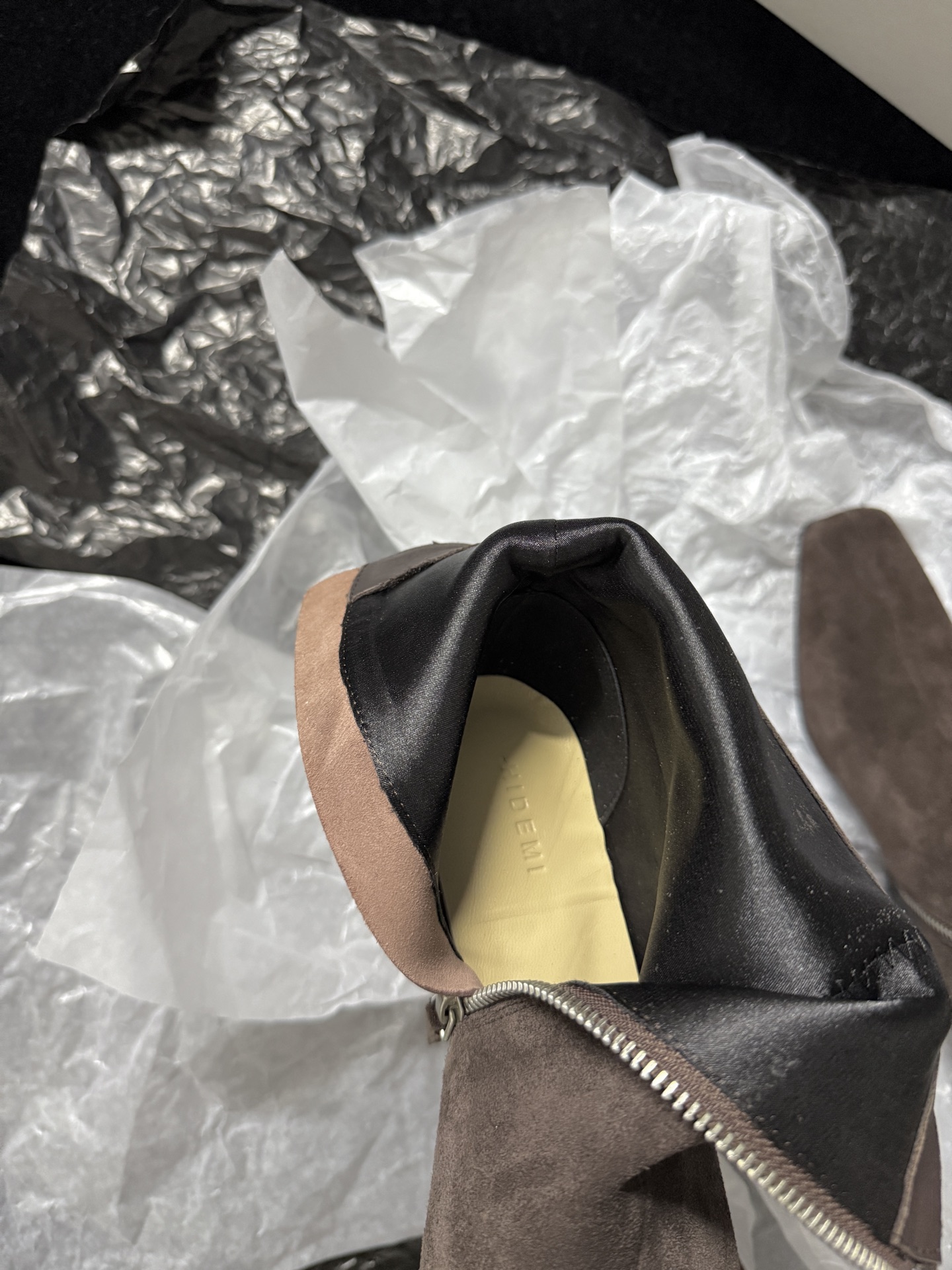 HIDEM Square-Toe Boots