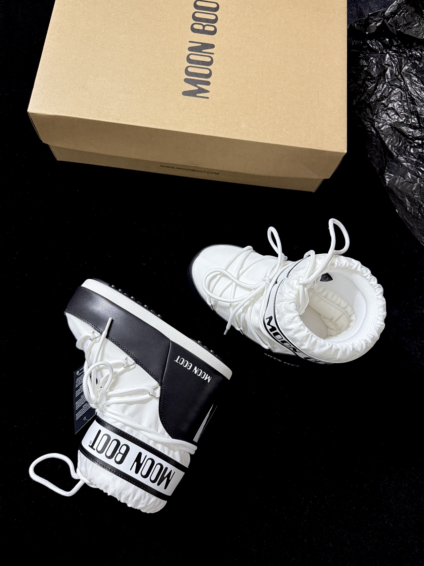 Moon Boot Strap snow boots