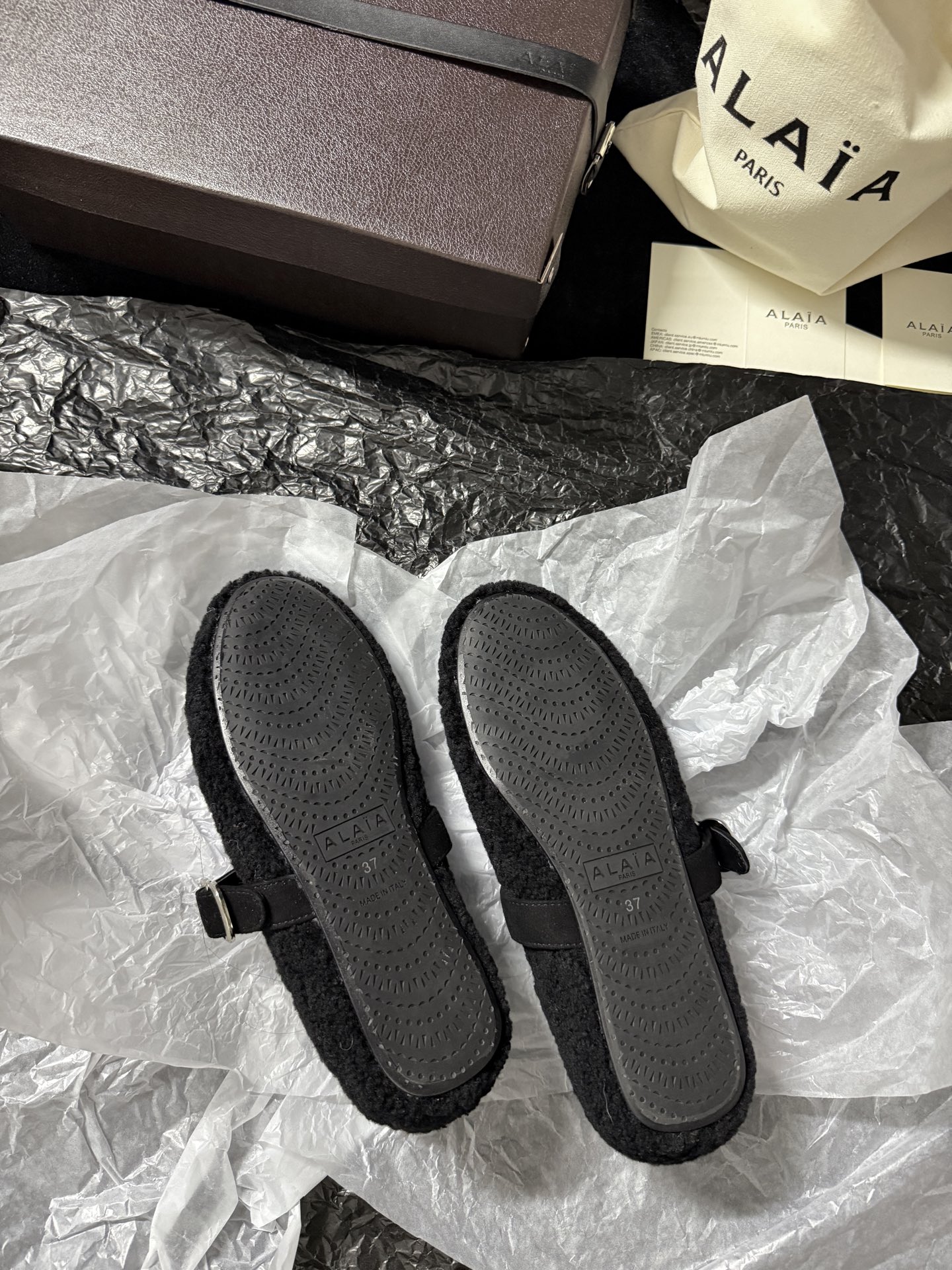 ALAIA Plush strap shoes