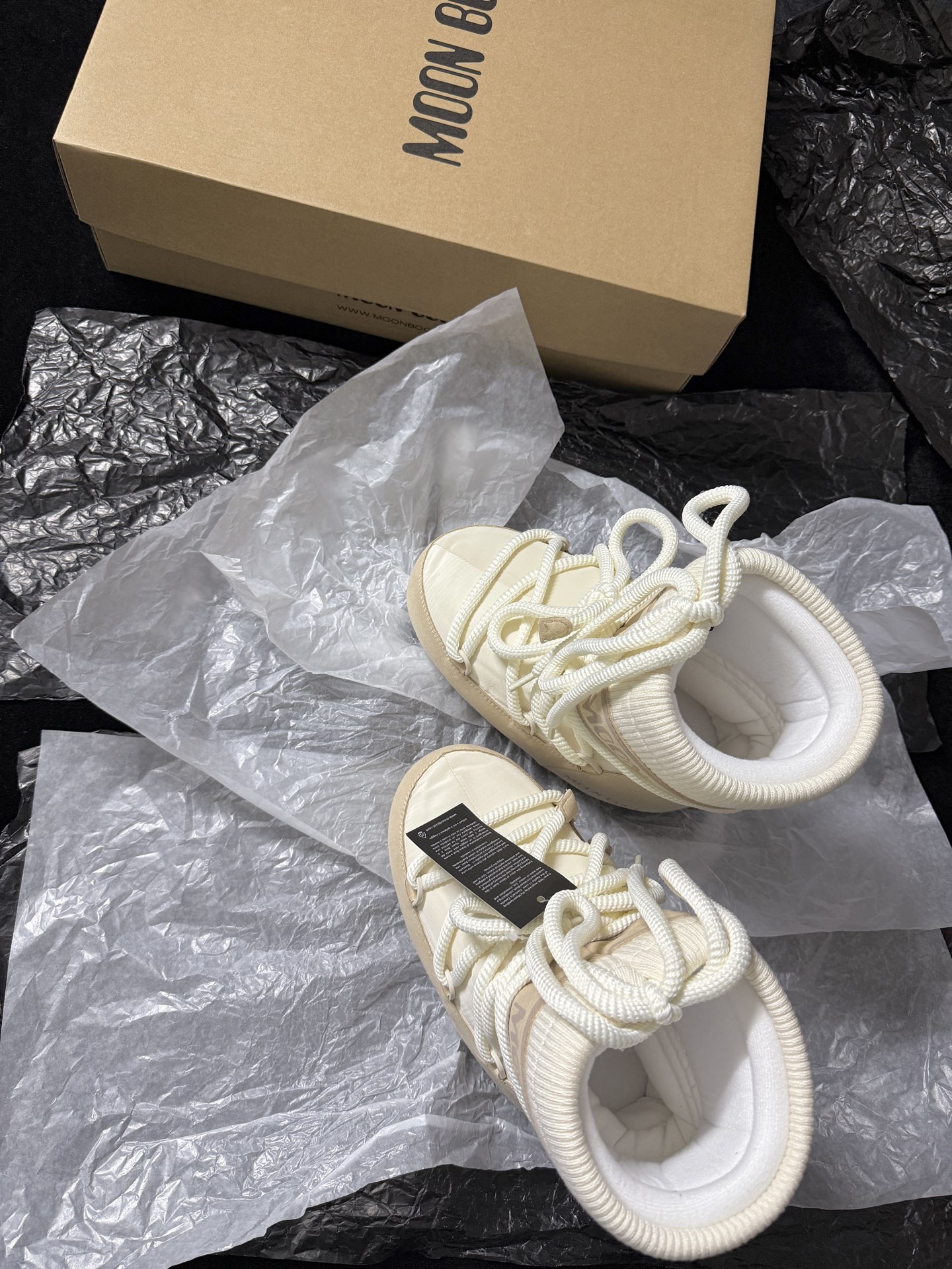 Moon Boot Strap snow boots