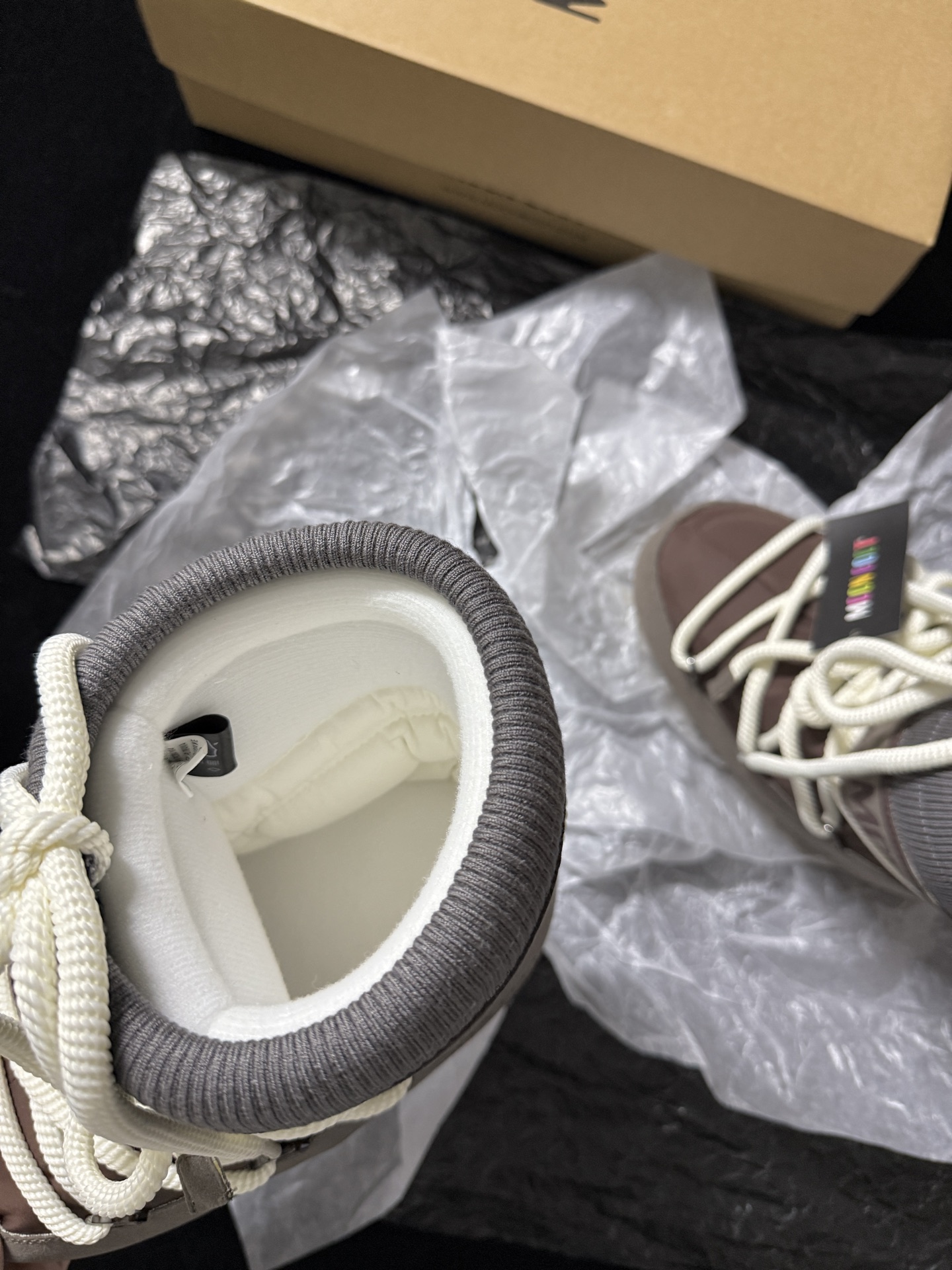 Moon Boot Strap snow boots