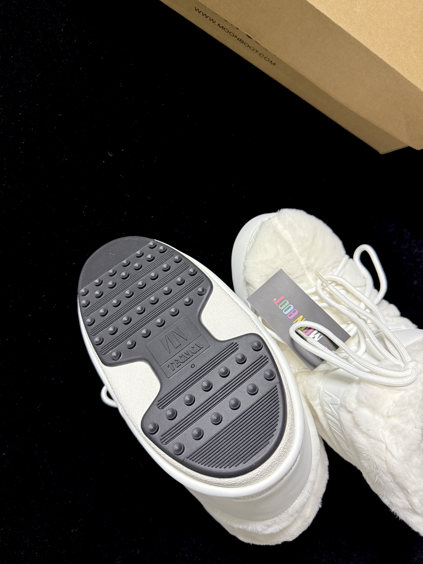 Moon Boot Strap snow boots