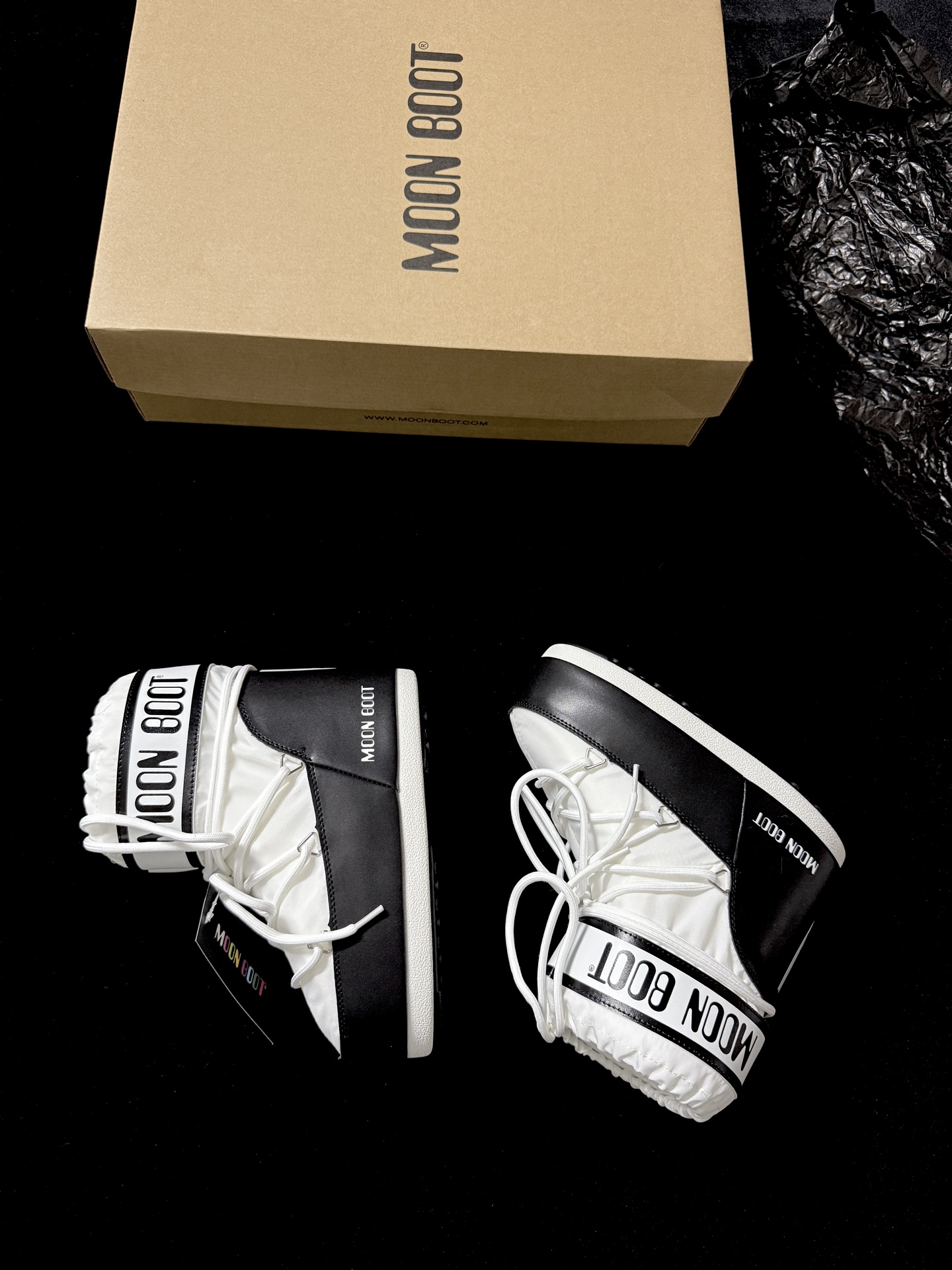 Moon Boot Strap snow boots