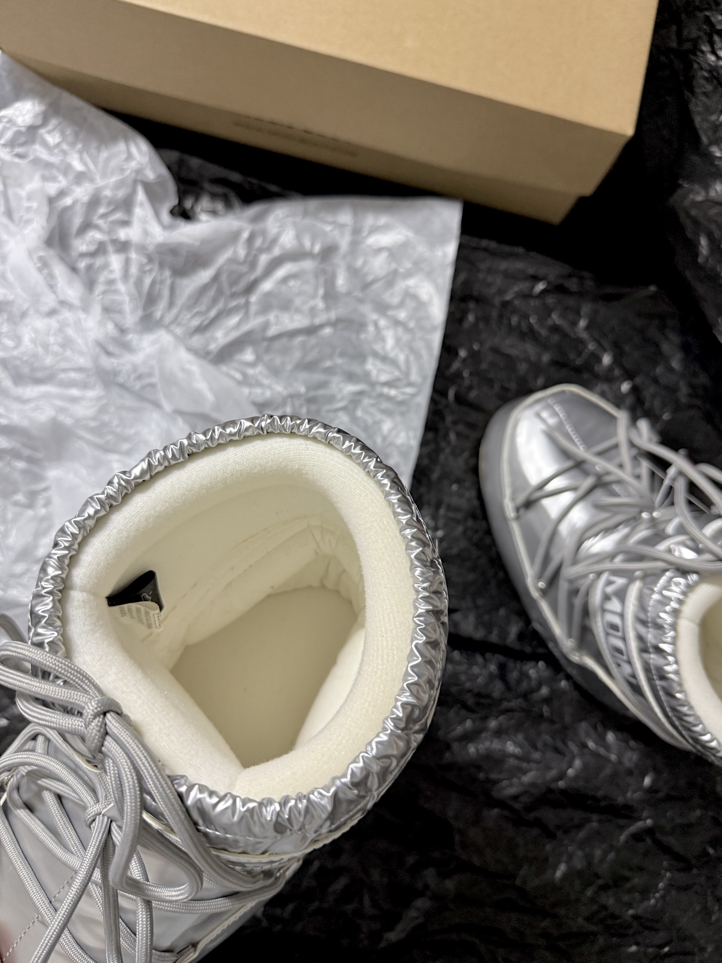 Moon Boot Strap snow boots