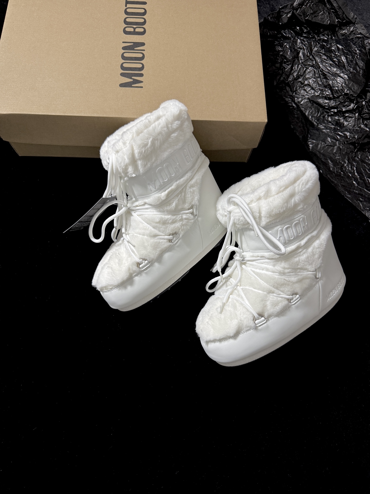 Moon Boot Strap snow boots