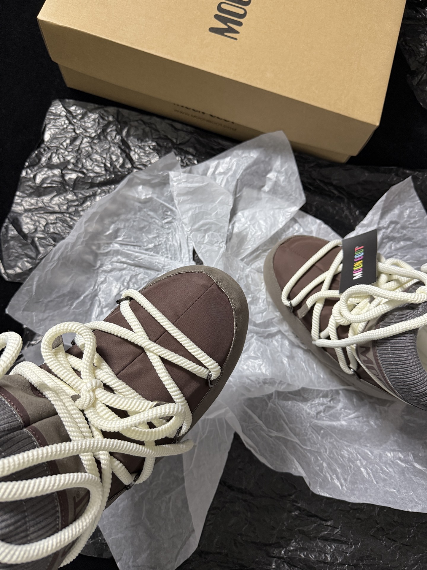 Moon Boot Strap snow boots