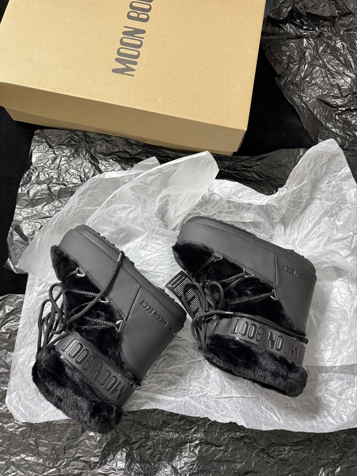 Moon Boot Strap snow boots