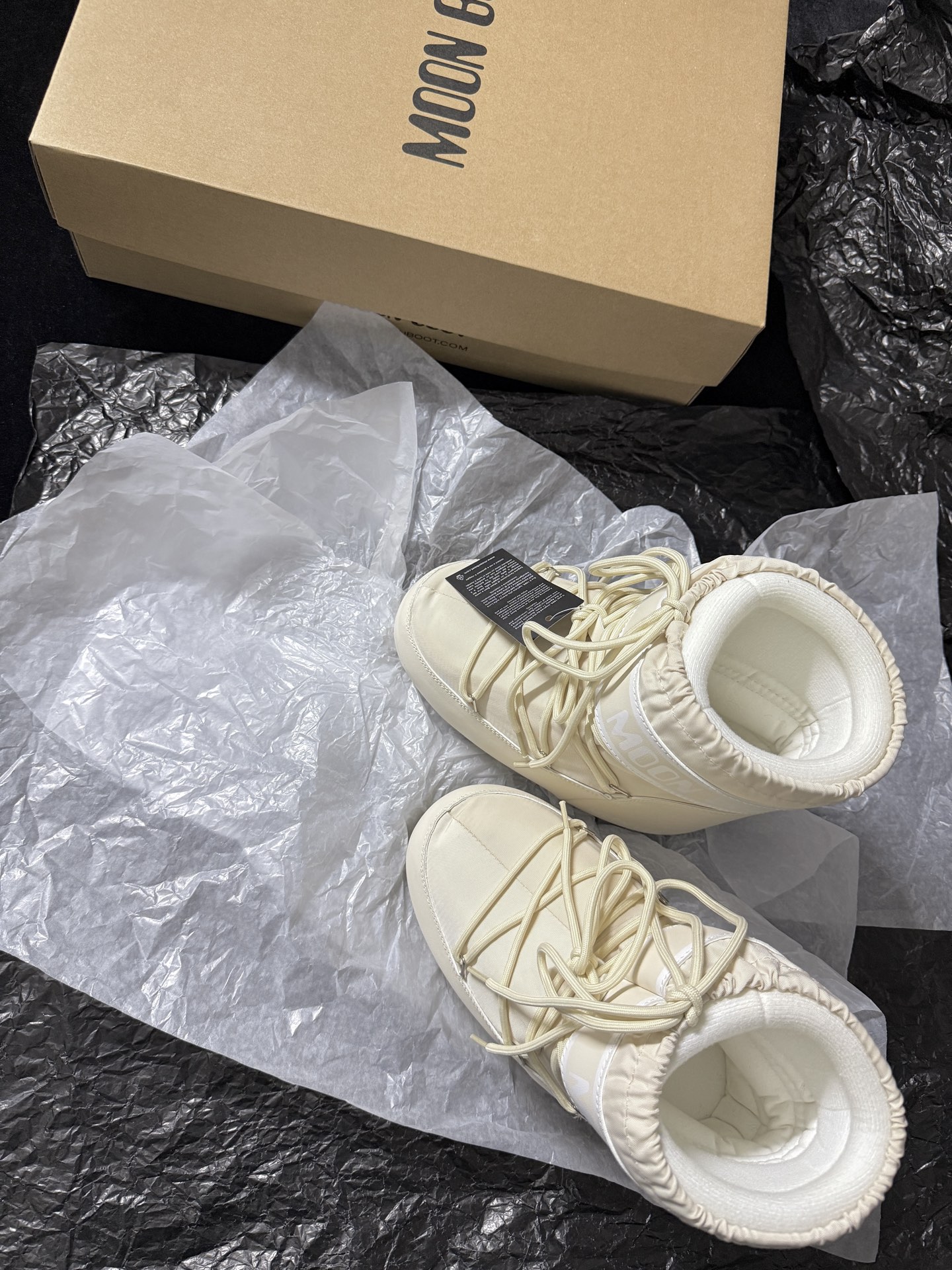 Moon Boot Strap snow boots