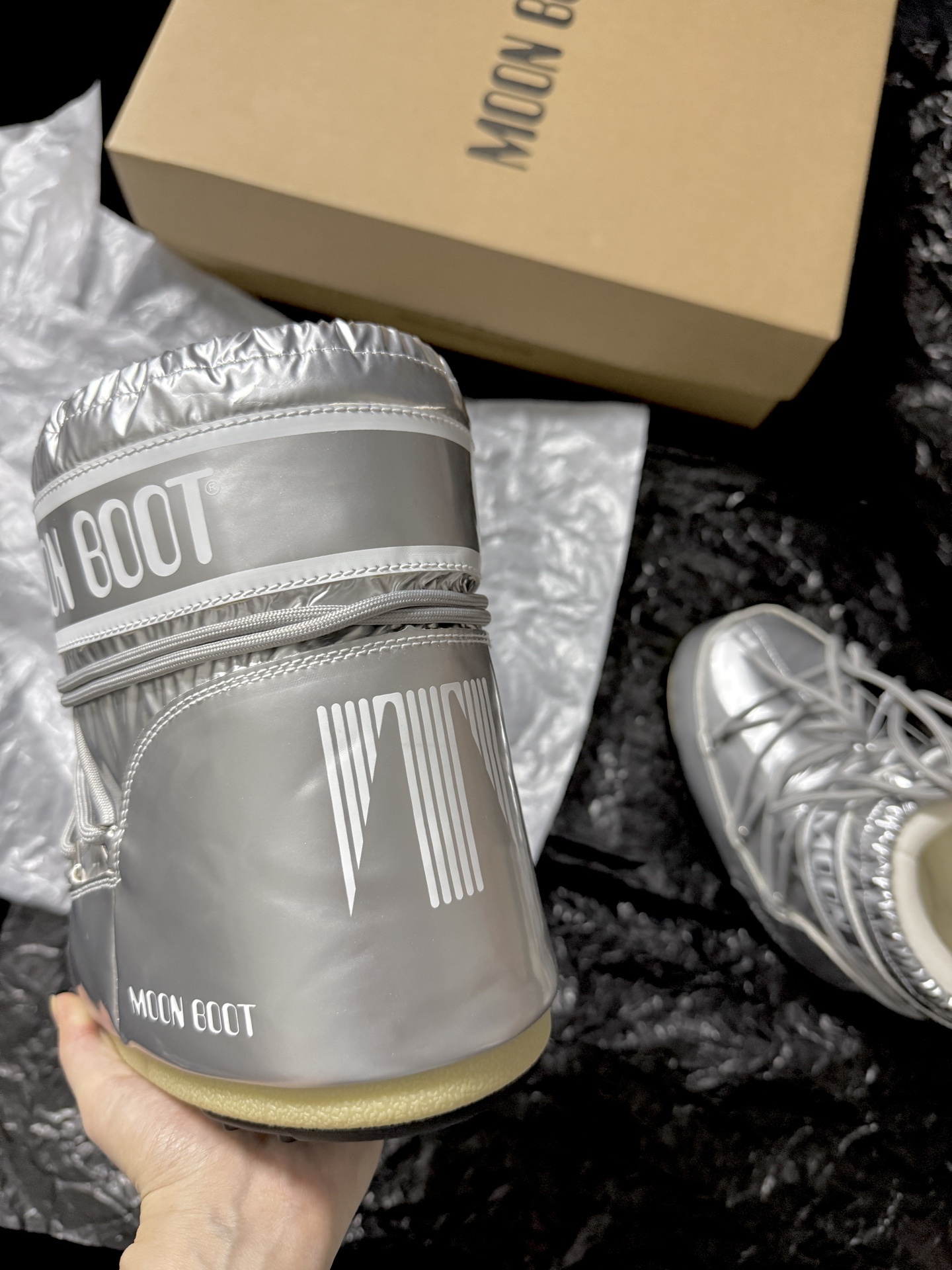 Moon Boot Strap snow boots