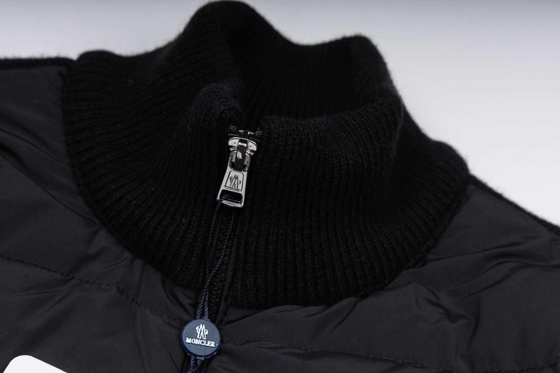 Moncler Small Chest Logo Paneled Knit Stand-Collar Down Jacket