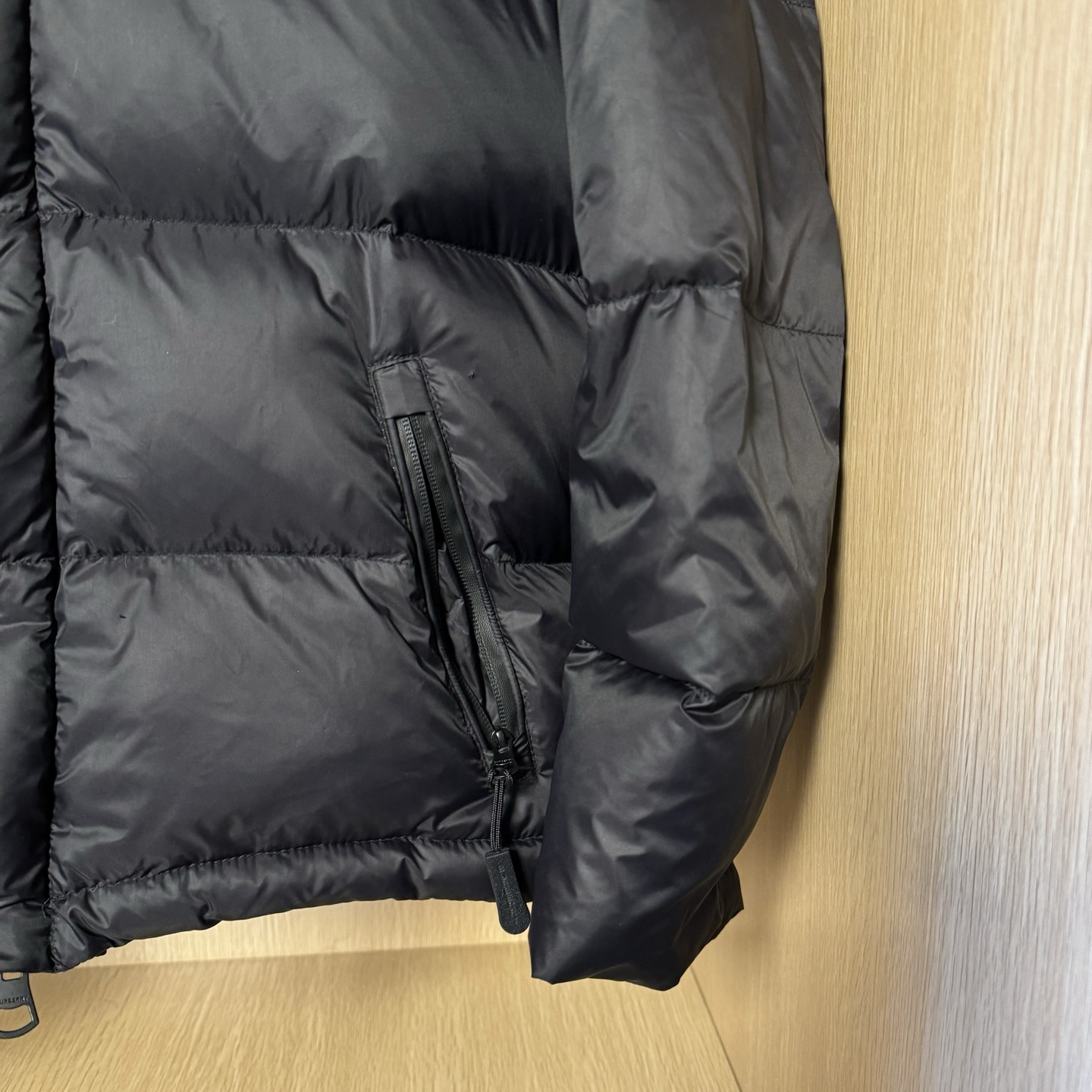 BURBERRY LONDON ENGLAND   New Winter Down Jacket​
