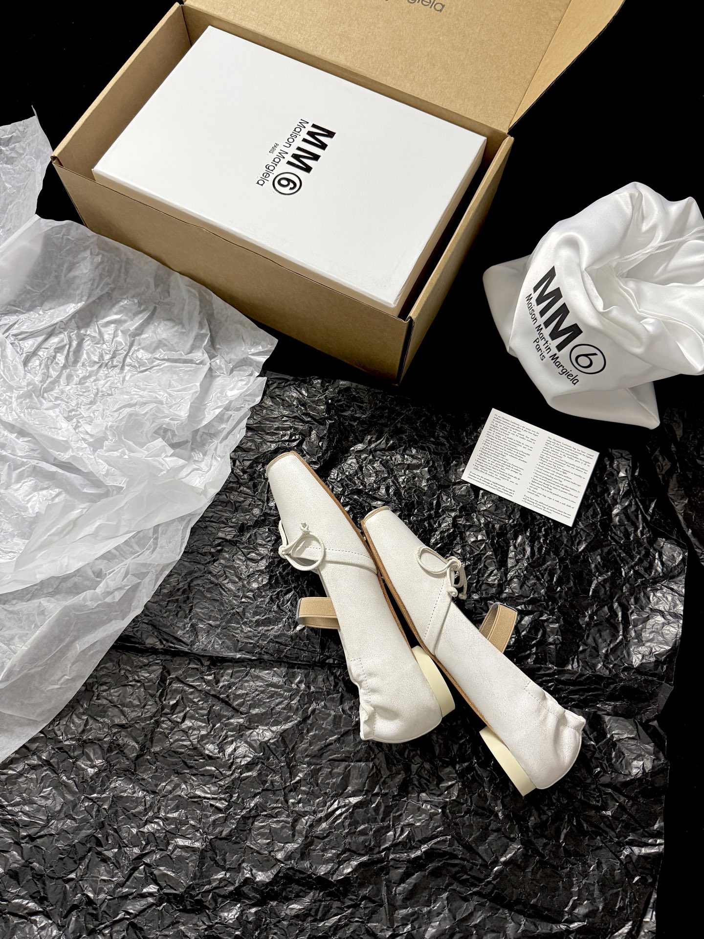 Maison Margiela Square-toe bow flats