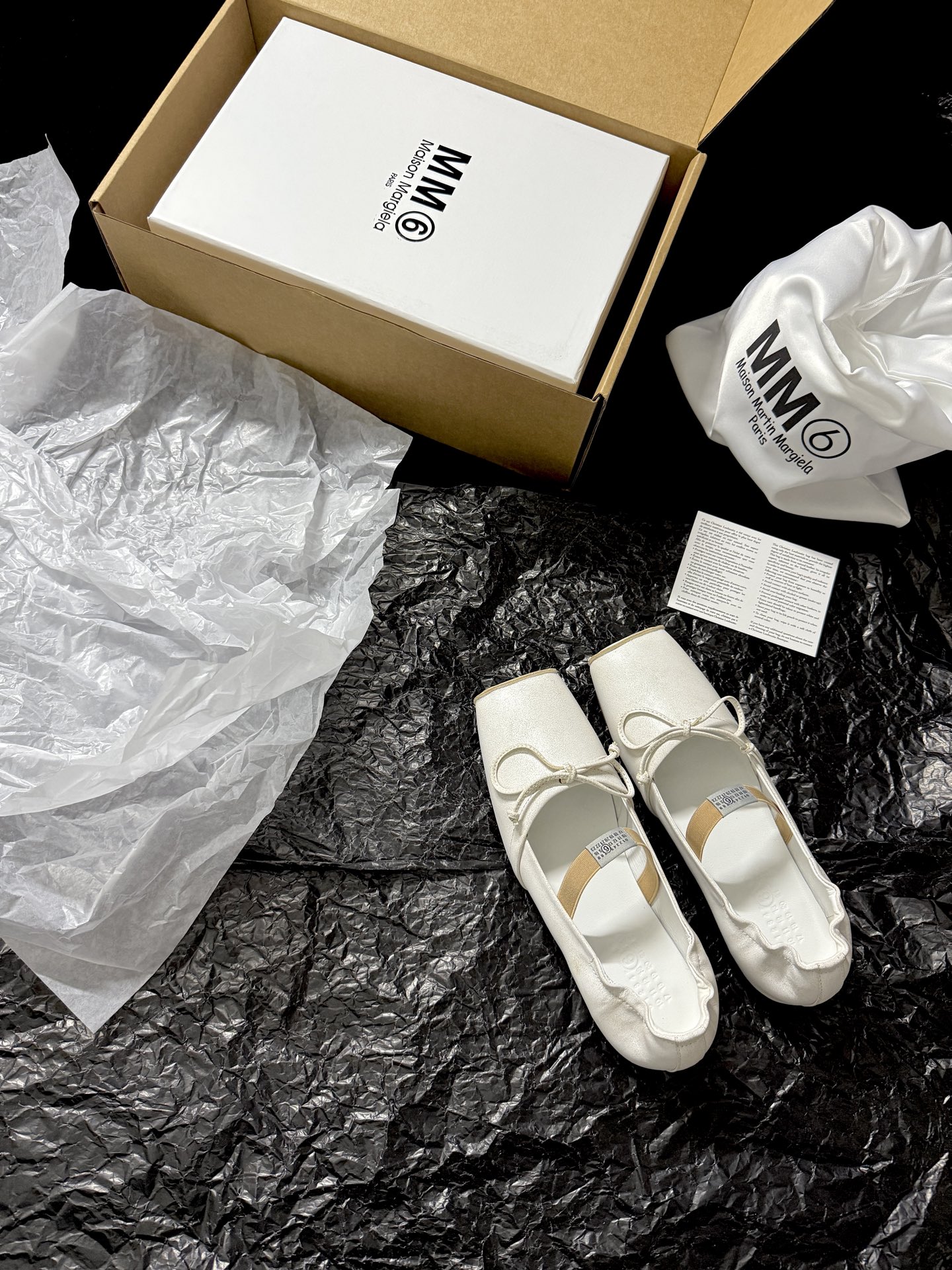 Maison Margiela Square-toe bow flats