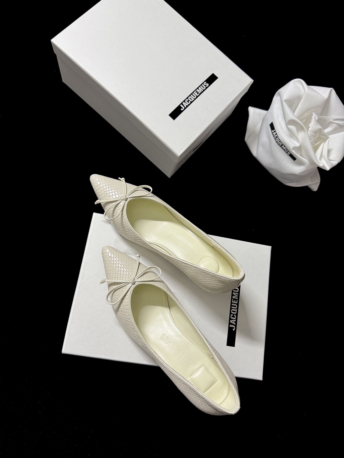 Jacquemus French pointed toe shoes