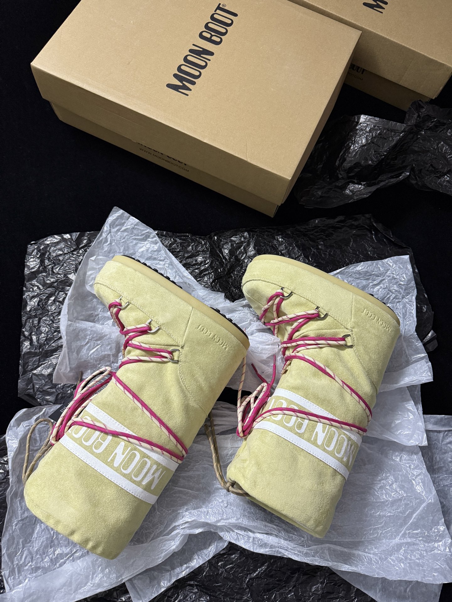 Moon Boot Christmas limited edition strap knee-high snow boots