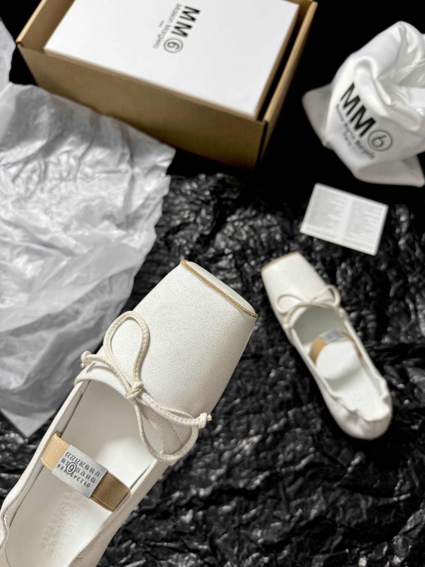 Maison Margiela Square-toe bow flats