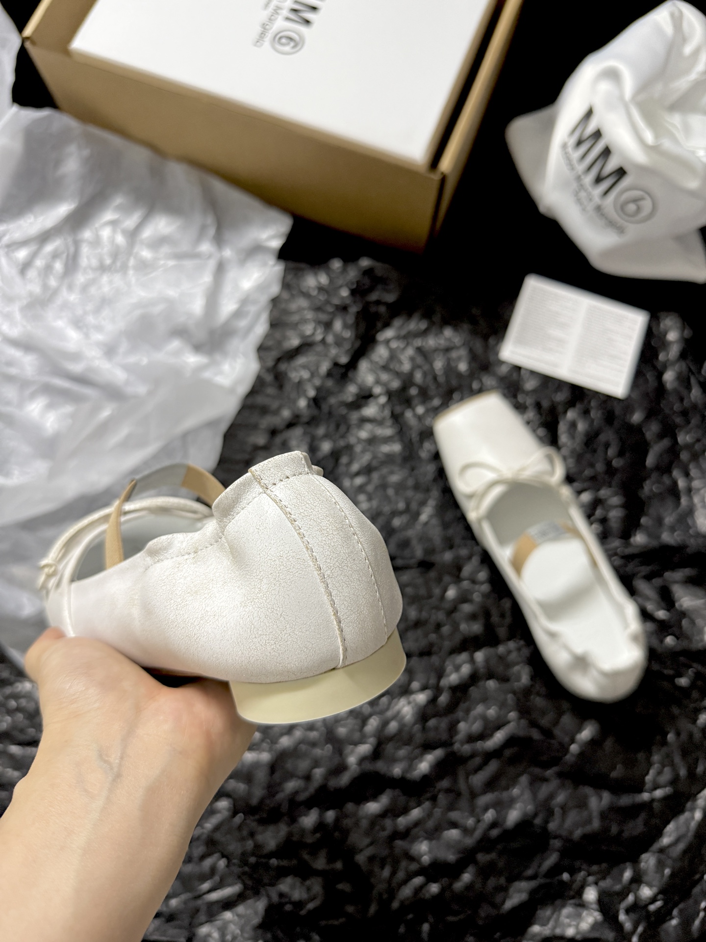 Maison Margiela Square-toe bow flats