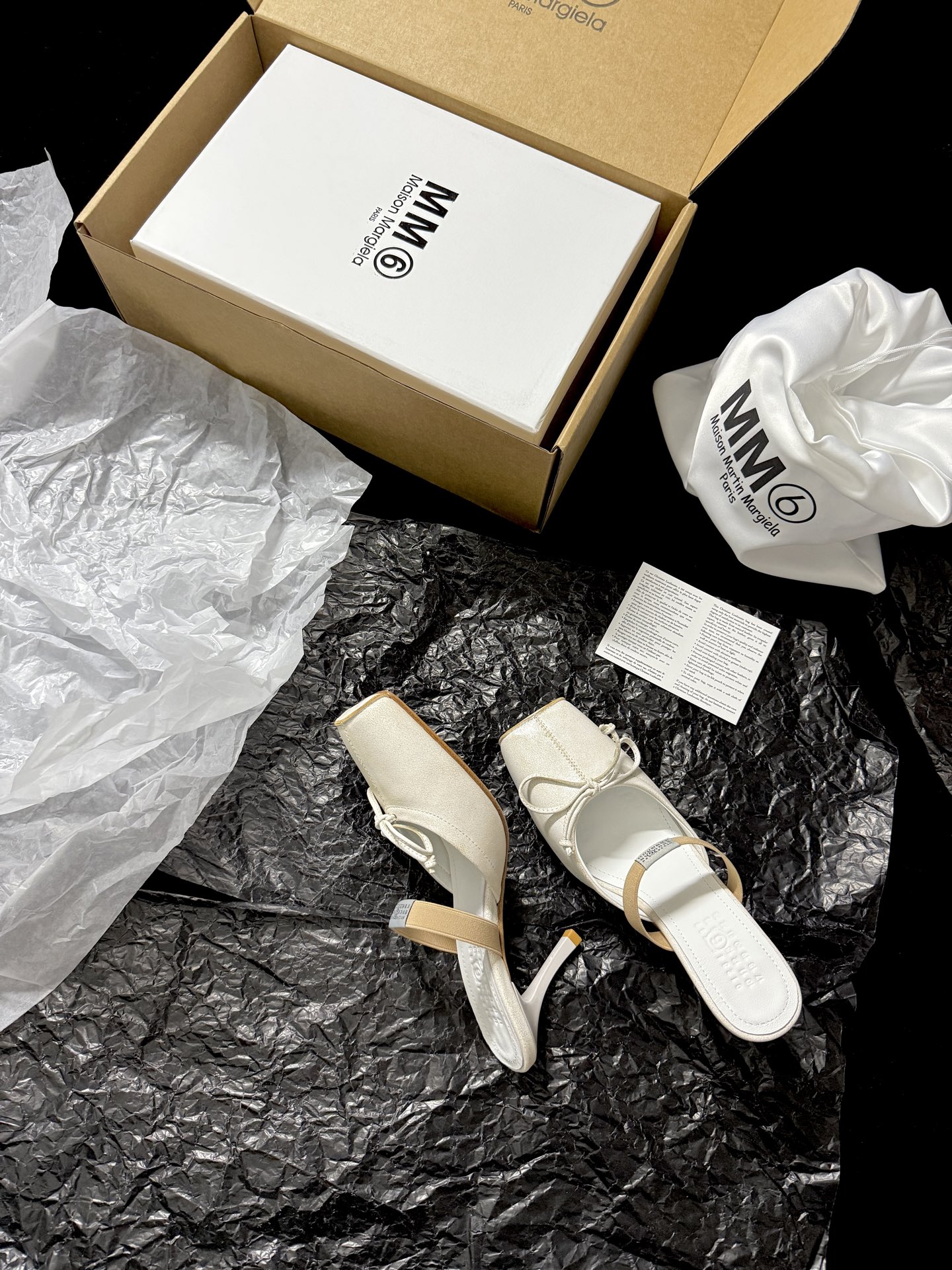 Maison Margiela Square-toe bow slip-on sandals