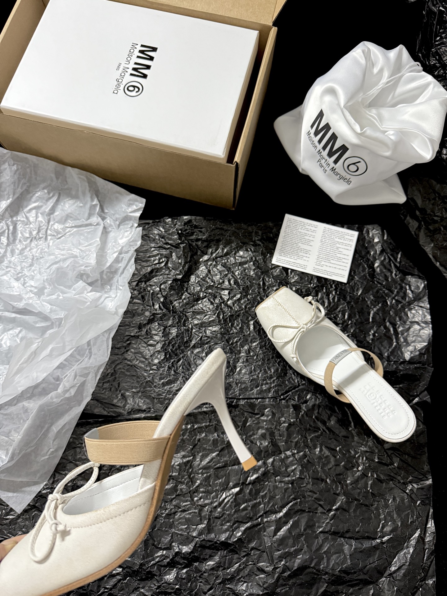 Maison Margiela Square-toe bow slip-on sandals