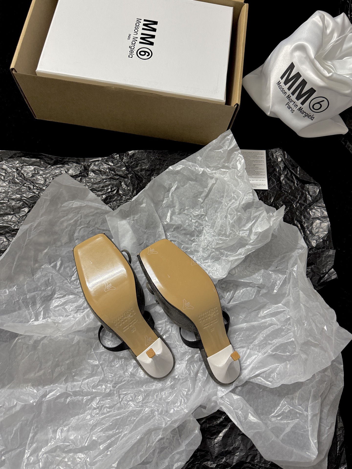 Maison Margiela Square-toe bow slip-on sandals